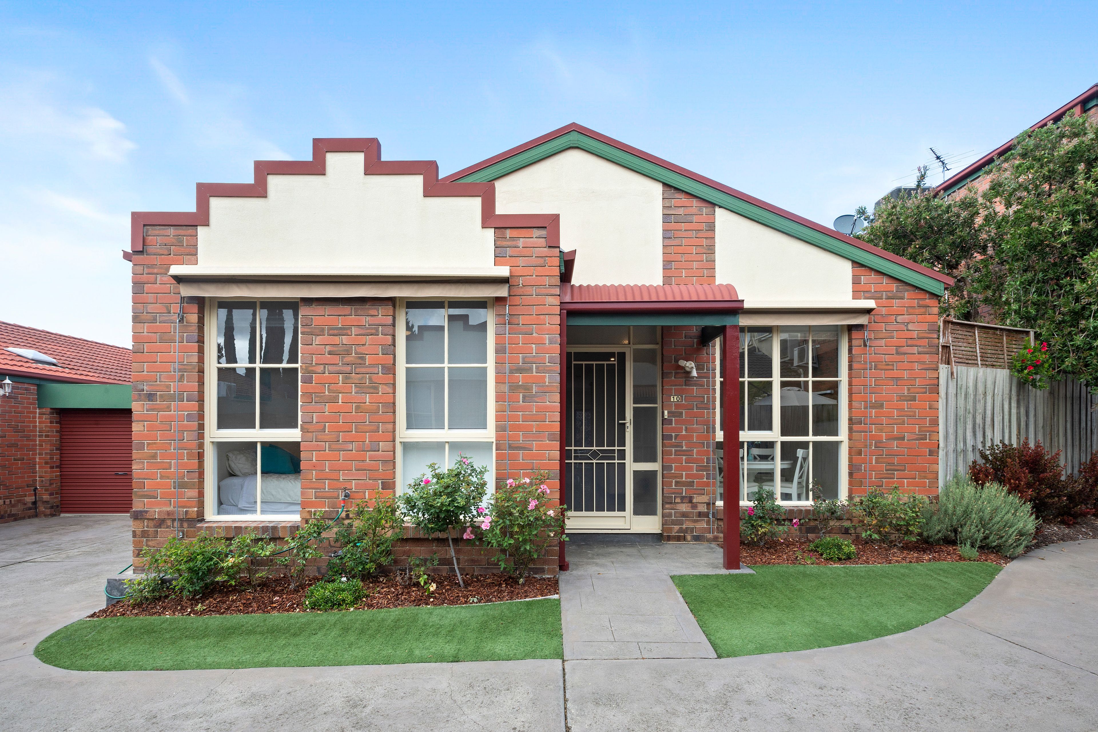 2-4 Olive Grove, Parkdale VIC 3195