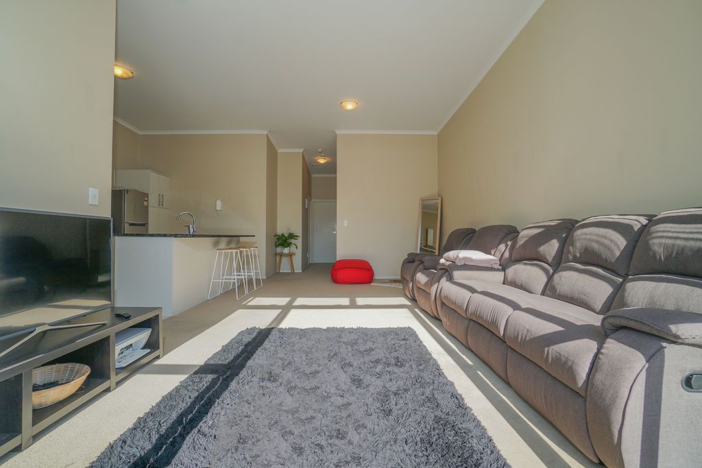12/11 Carlos Drive, Flat Bush, Manukau City