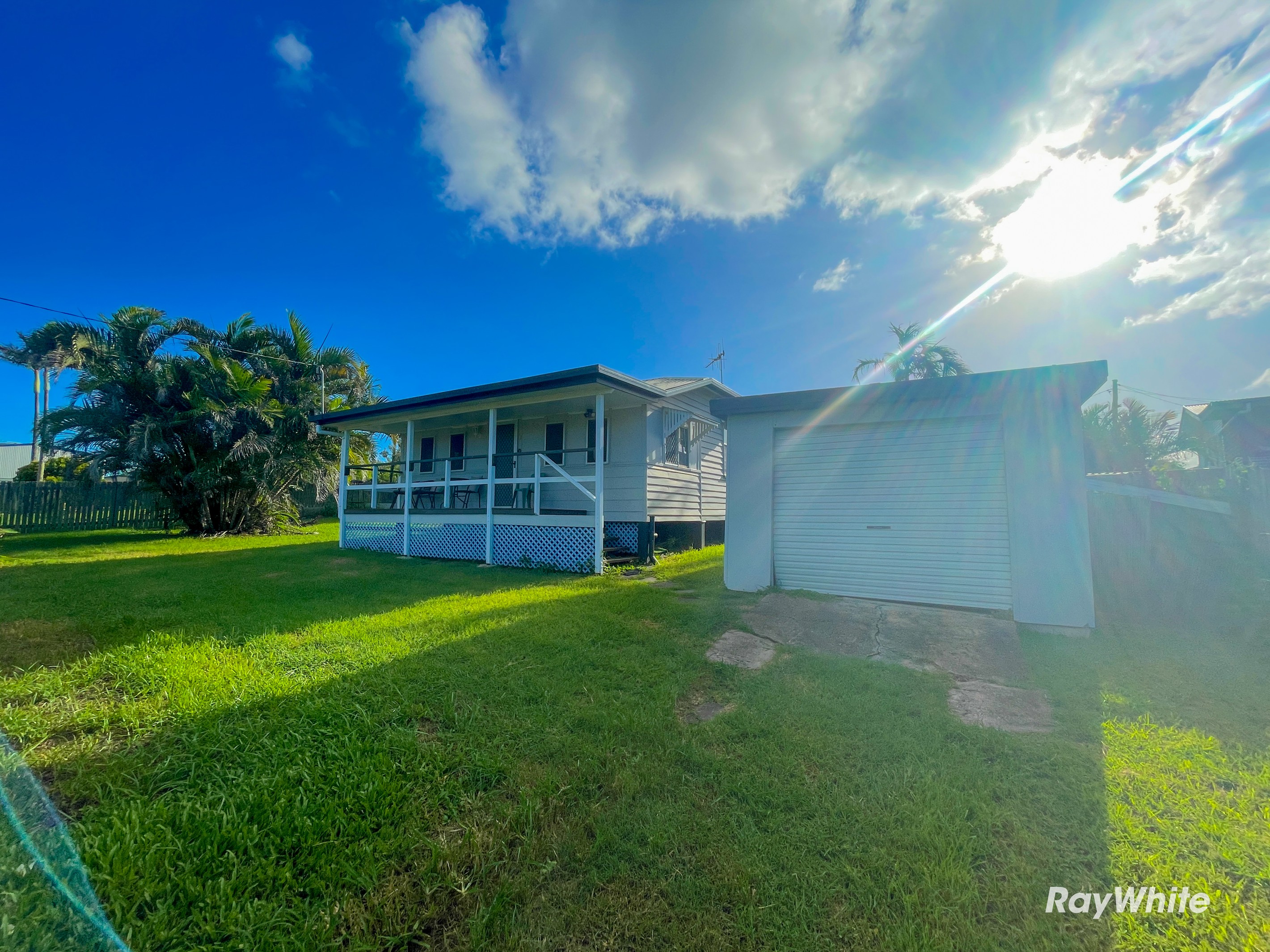 9 Park Street, Elliott Heads, QLD 4670