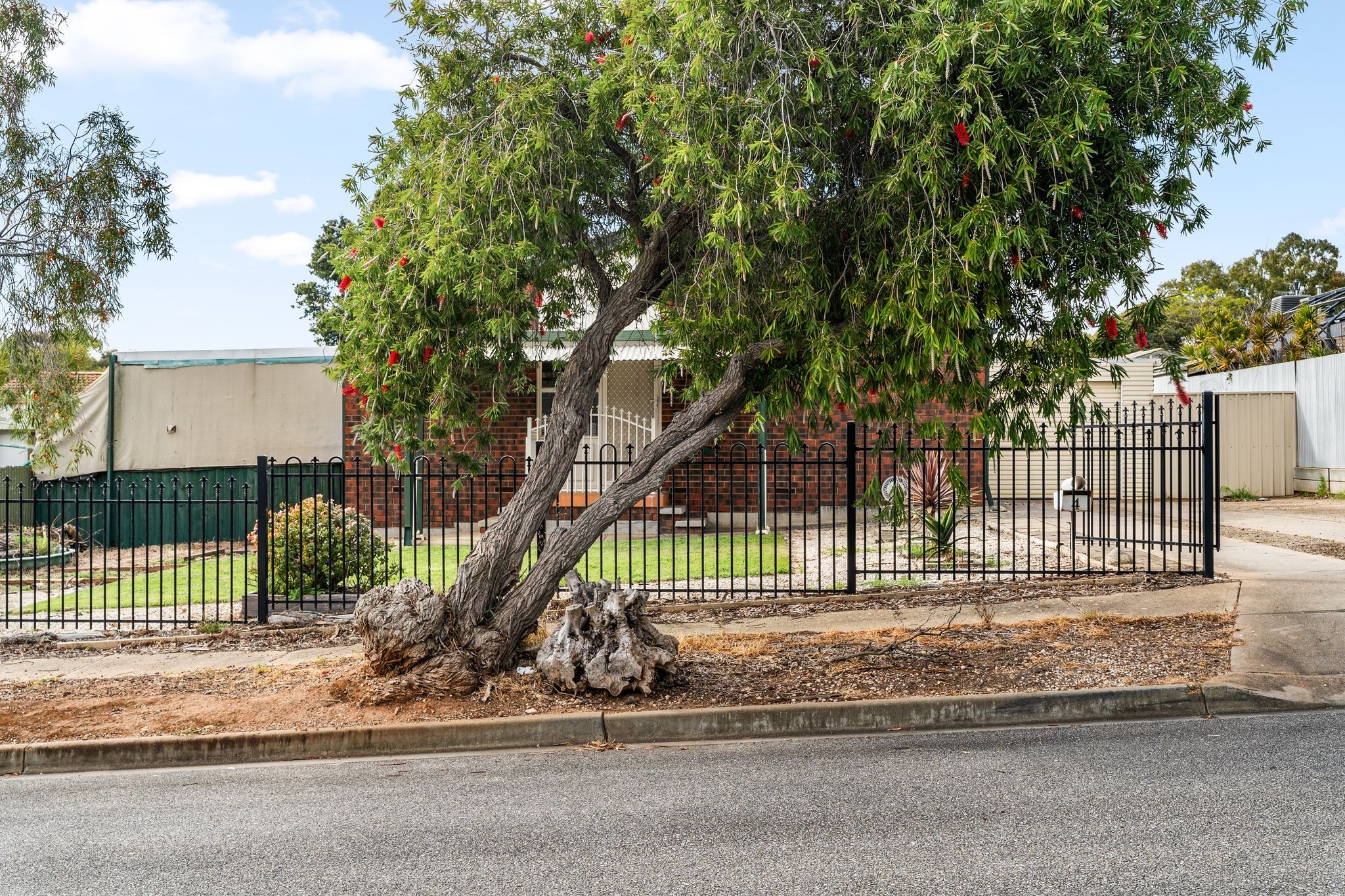 4 Brindisi Road, Hackham West, SA 5163