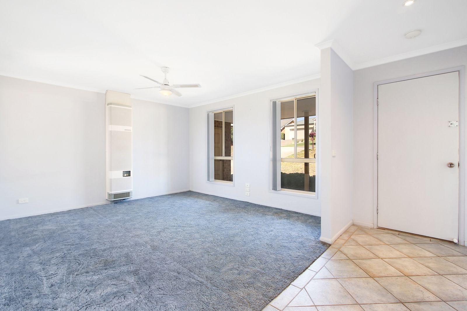 50 Mountain View Drive, Lavington, NSW 2641