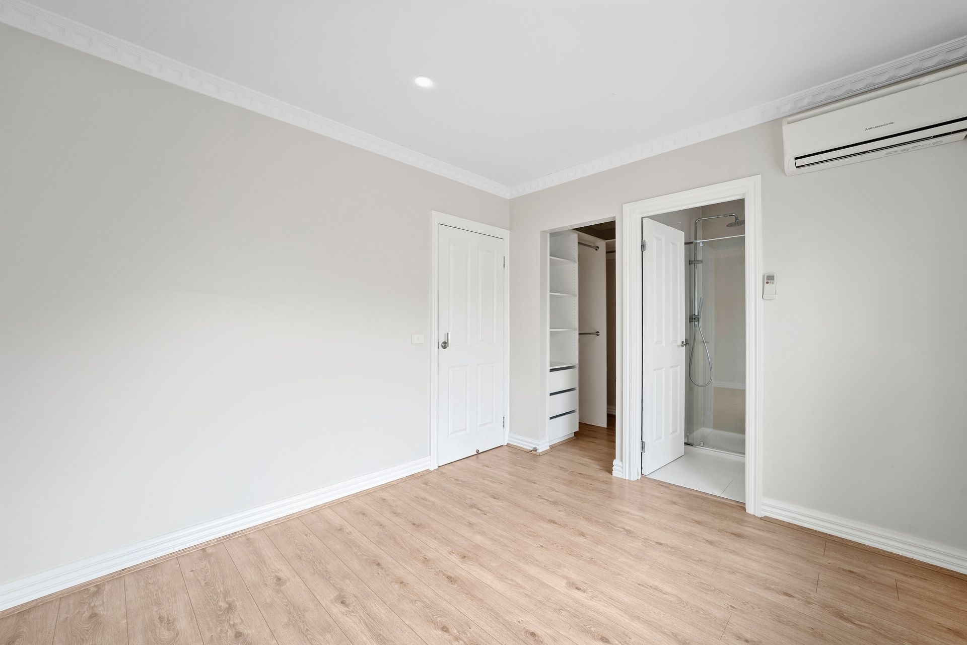 1/43 Medina Road — photo 4 of 10