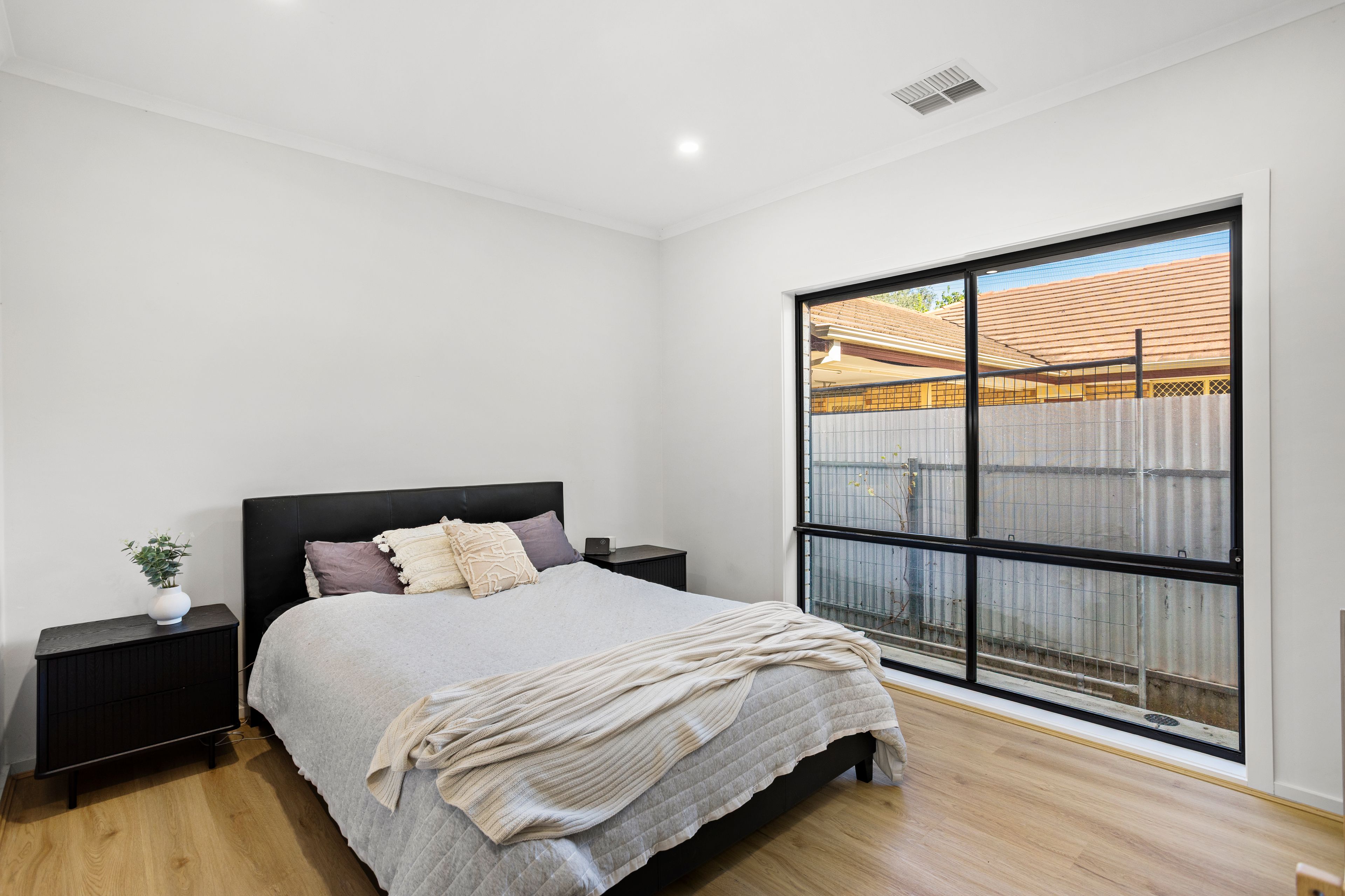 43A Richard Street — photo 9 of 17