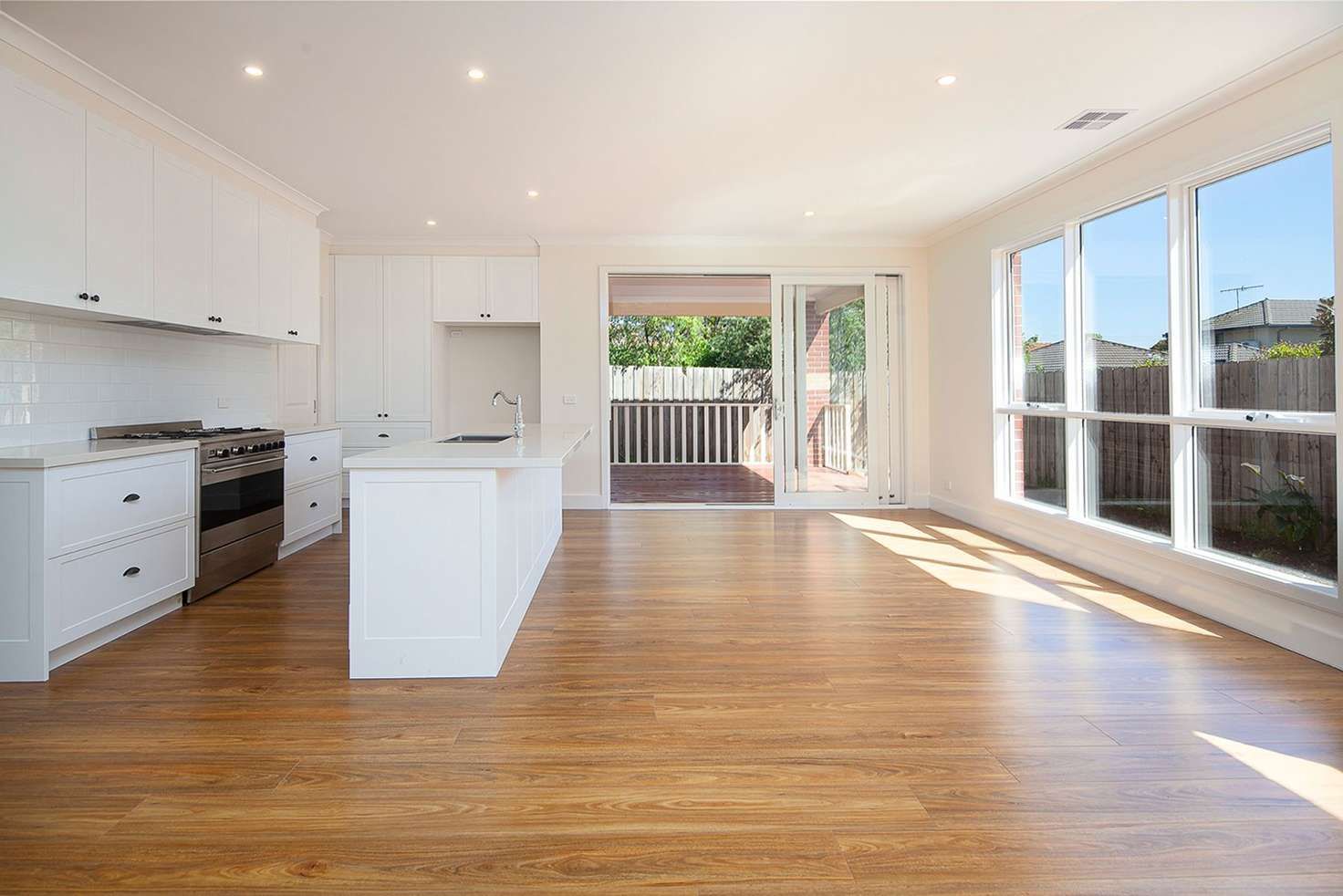 2/5 Paget Street, Hughesdale, VIC 3166
