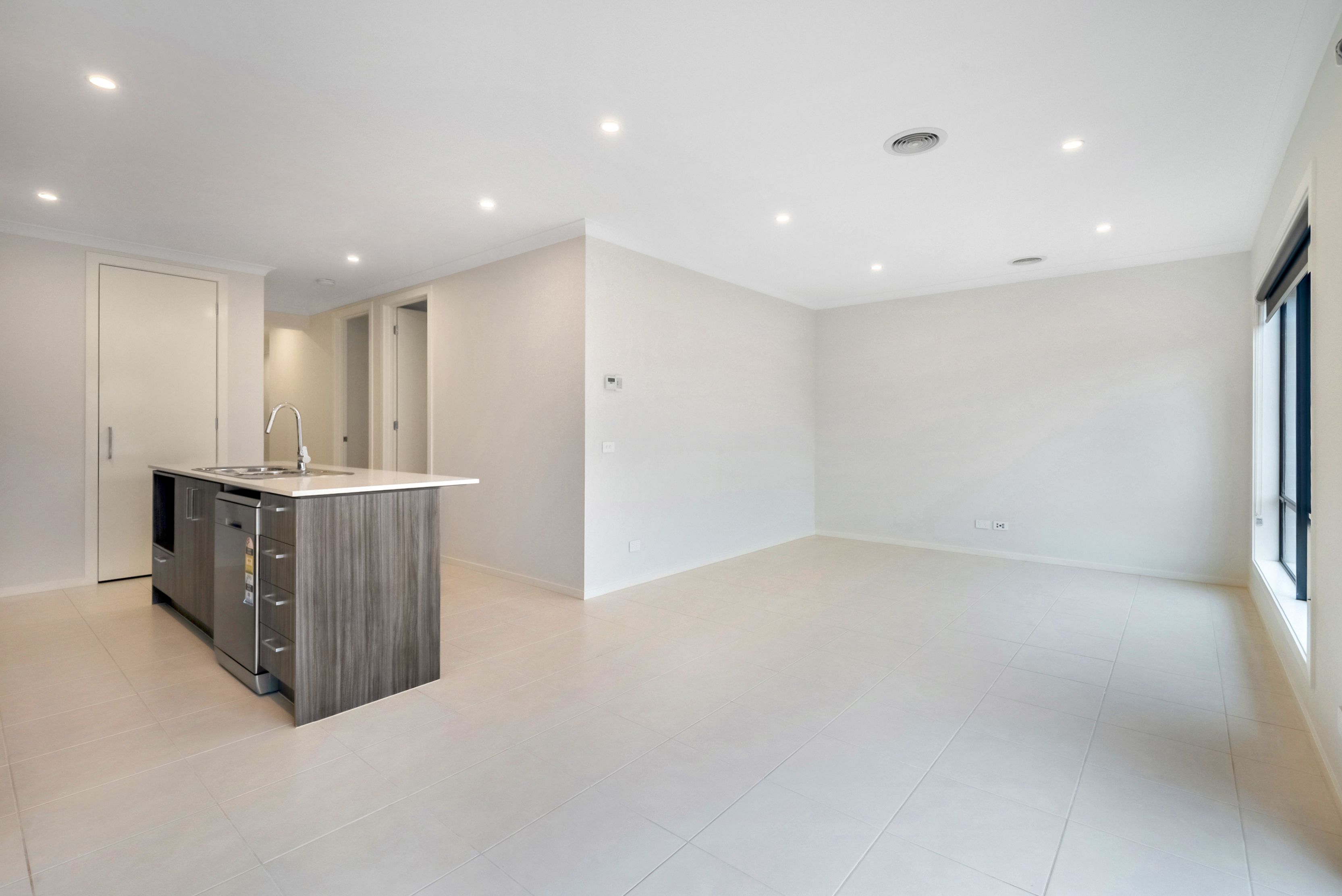 14 Springbank Road, Wollert, VIC 3750