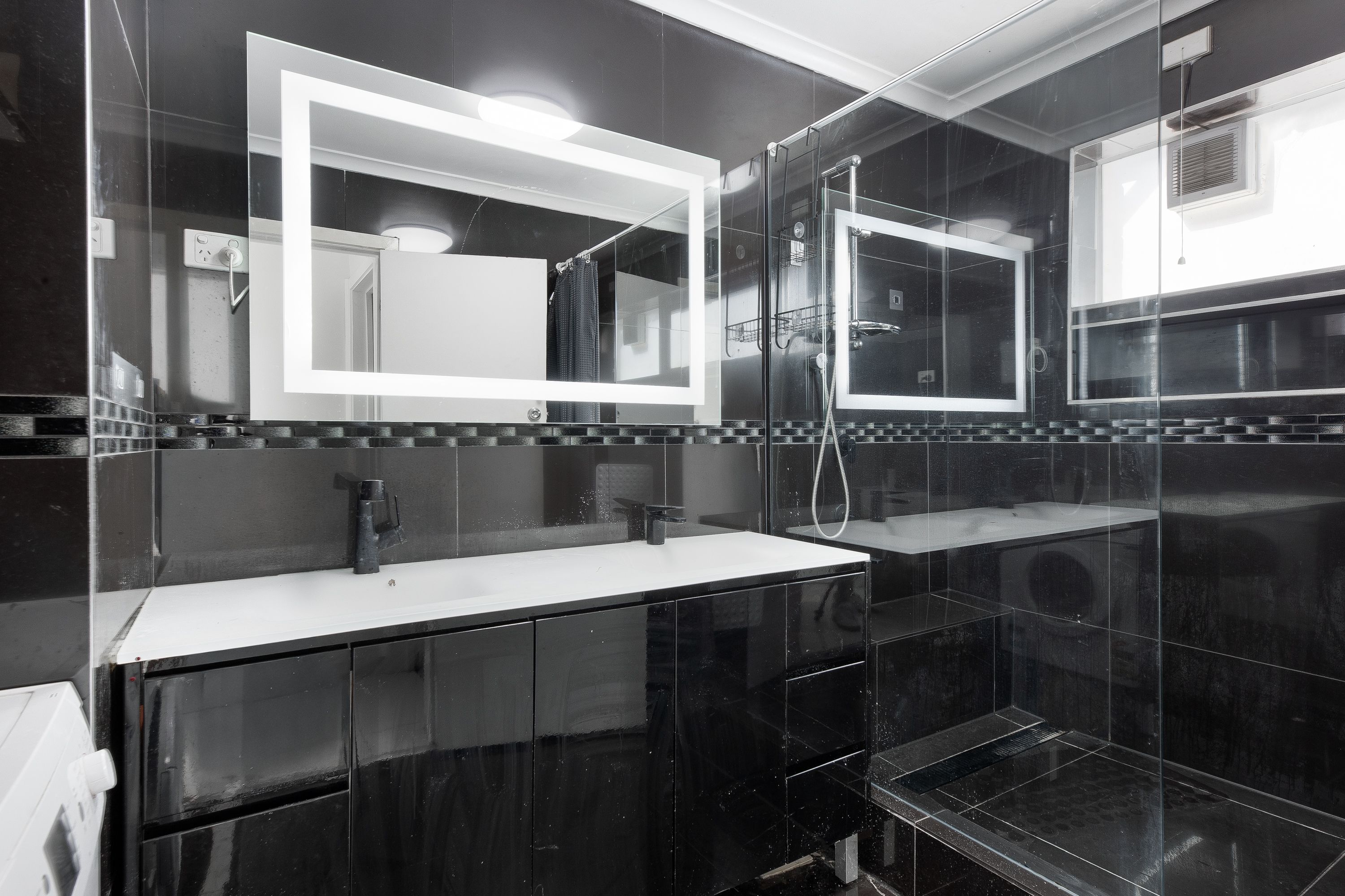 2/126-128 Wellington Road — photo 4 of 7