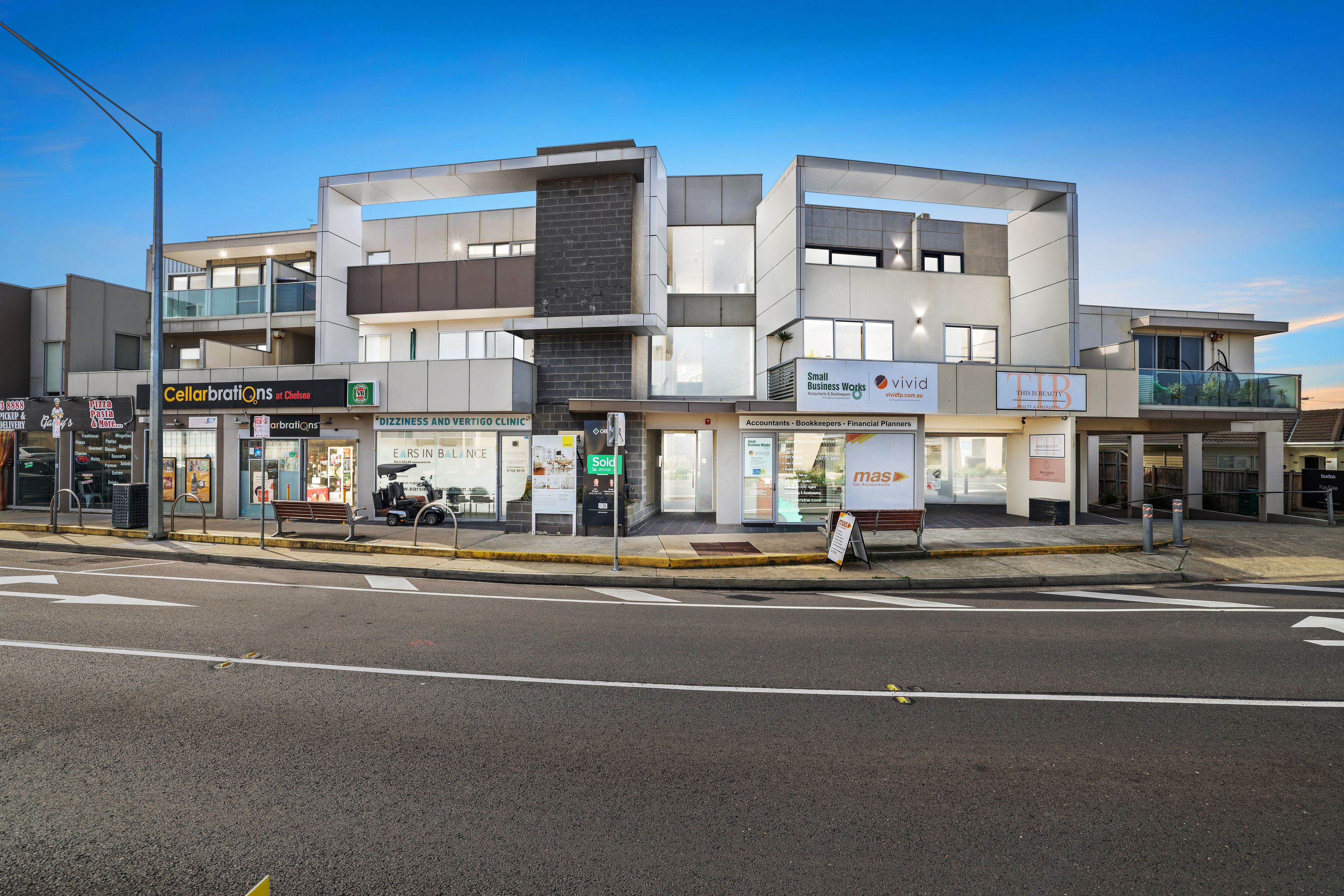 13/334-339 Station Street — photo 14 of 14