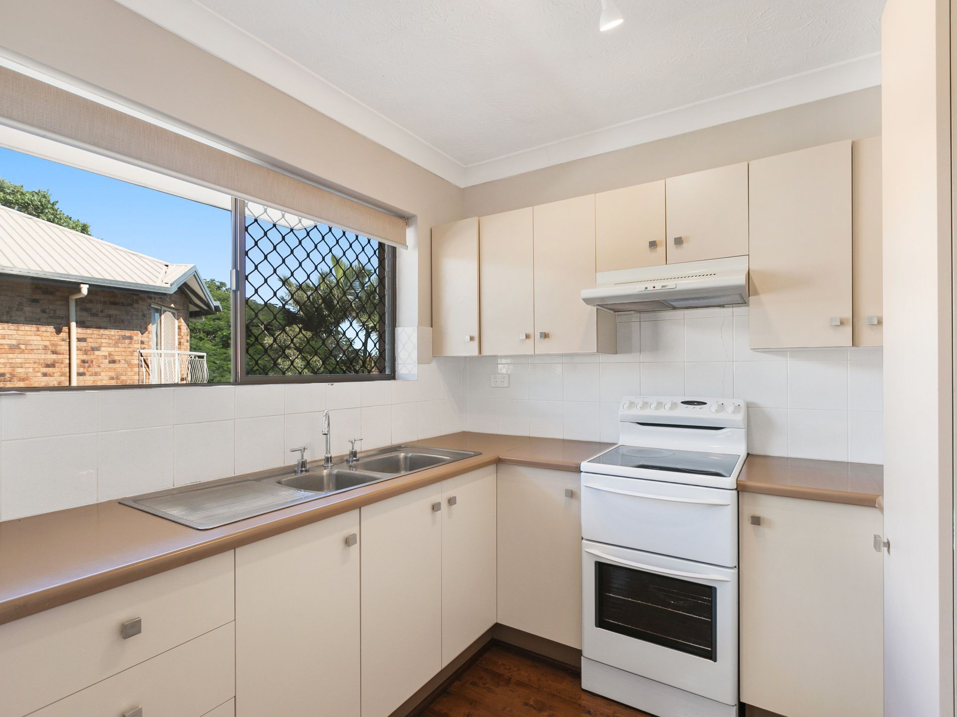 3/43 Swain Street, Holland Park West, QLD 4121
