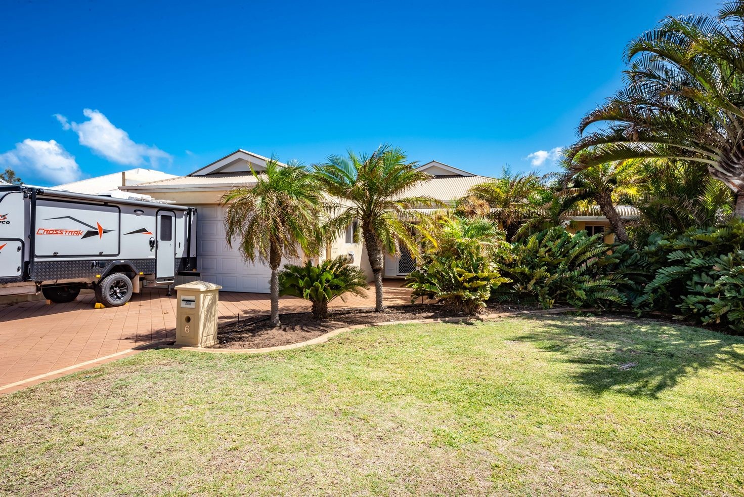 6 Conway Street, Beachlands, WA 6530