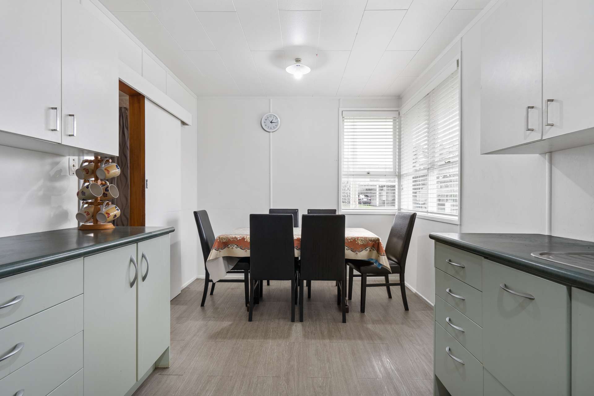 32 Wallace Road photo 6