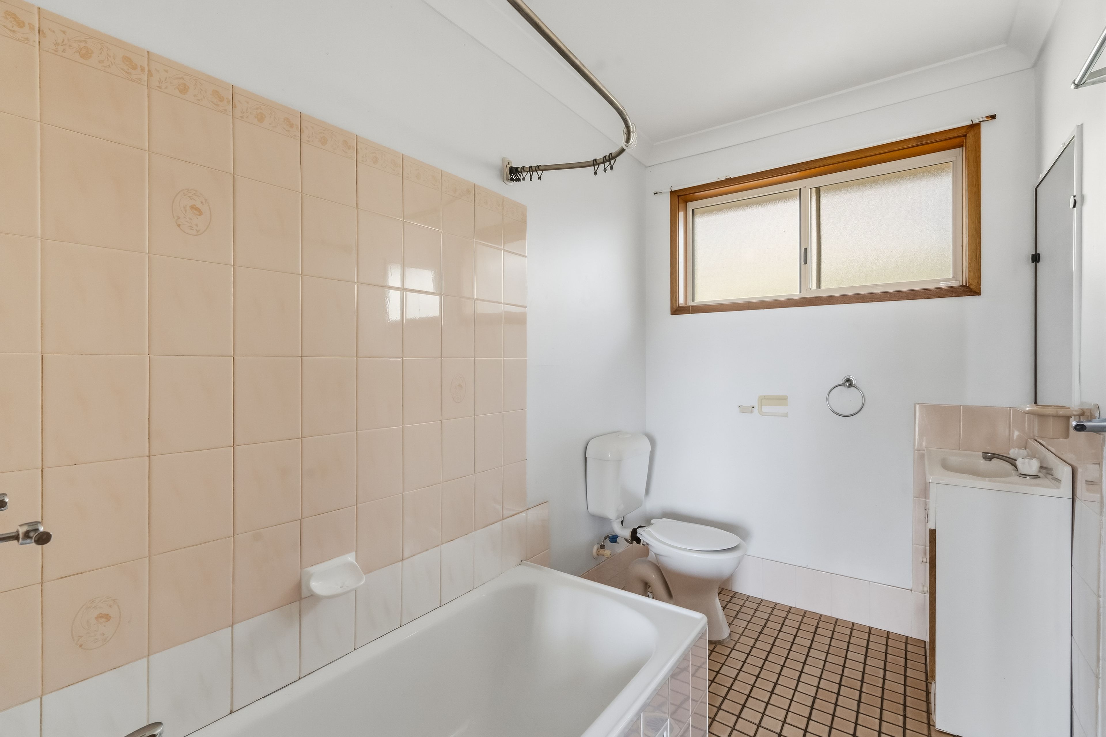 27 Nunda Road — photo 5 of 11