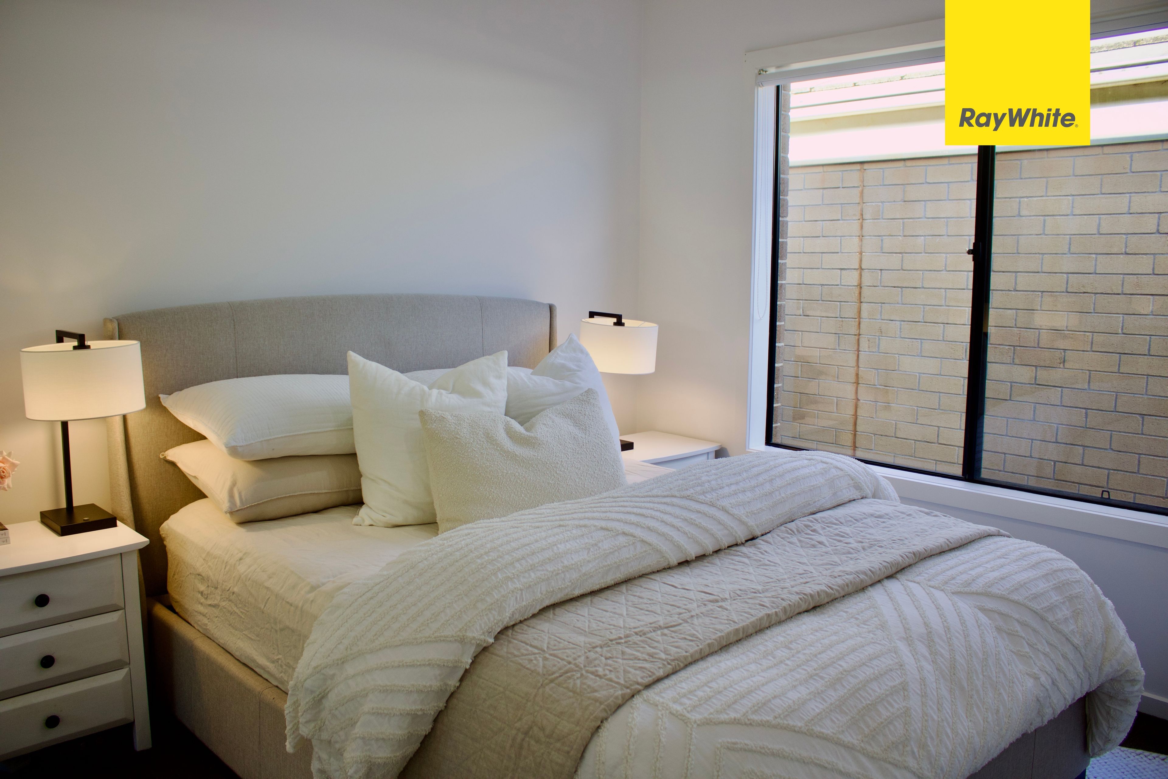 16 Avebury Drive, COBBLEBANK, VIC 3338