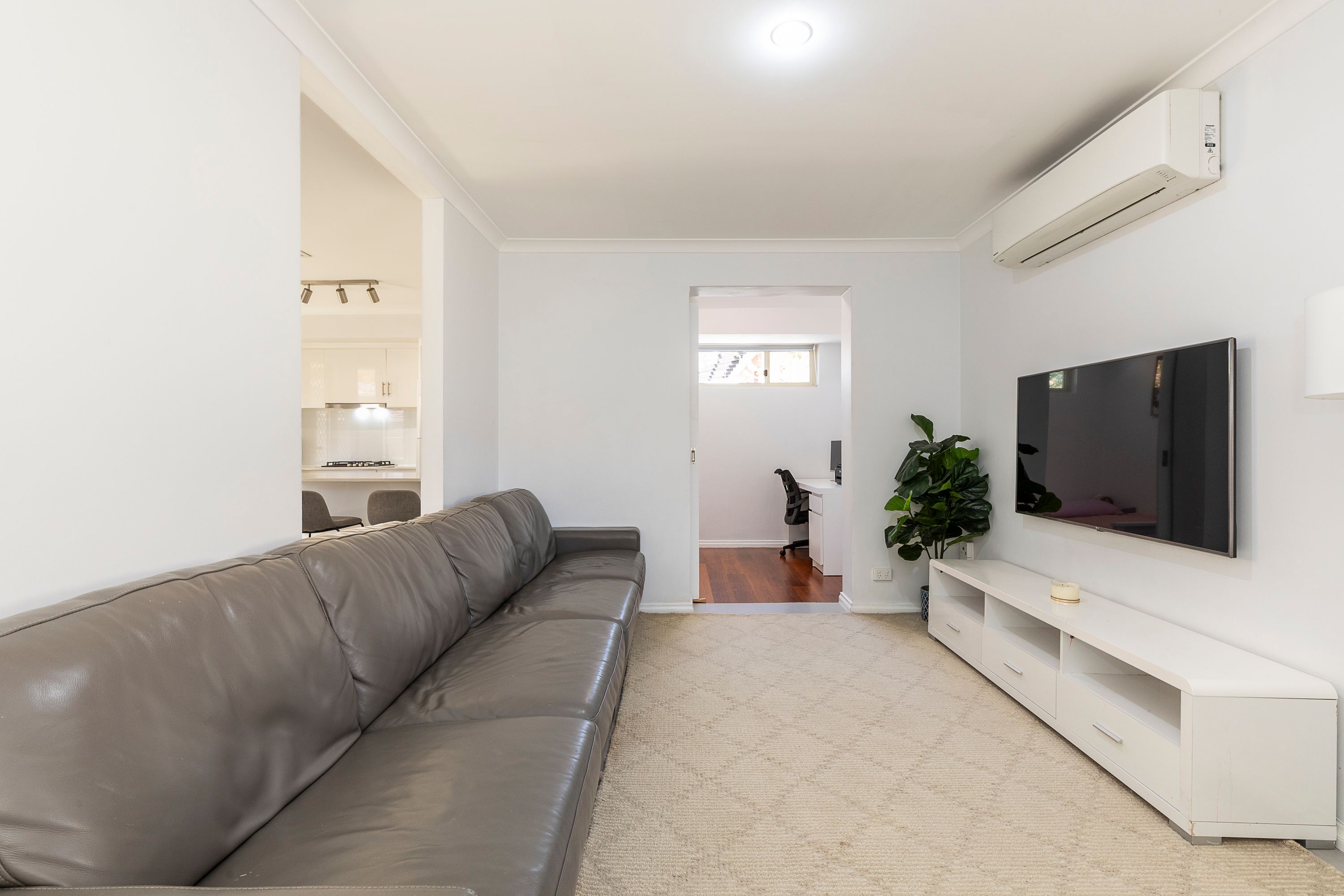 2/153 Baden Street — photo 4 of 22