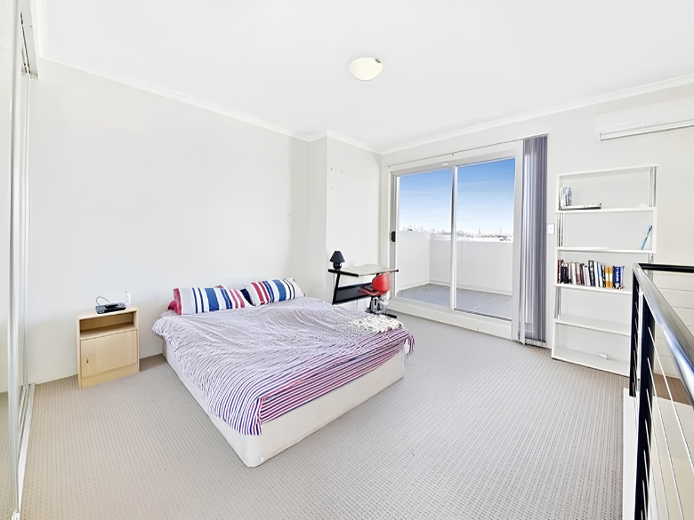 32/4 Gillespie Street — photo 5 of 5