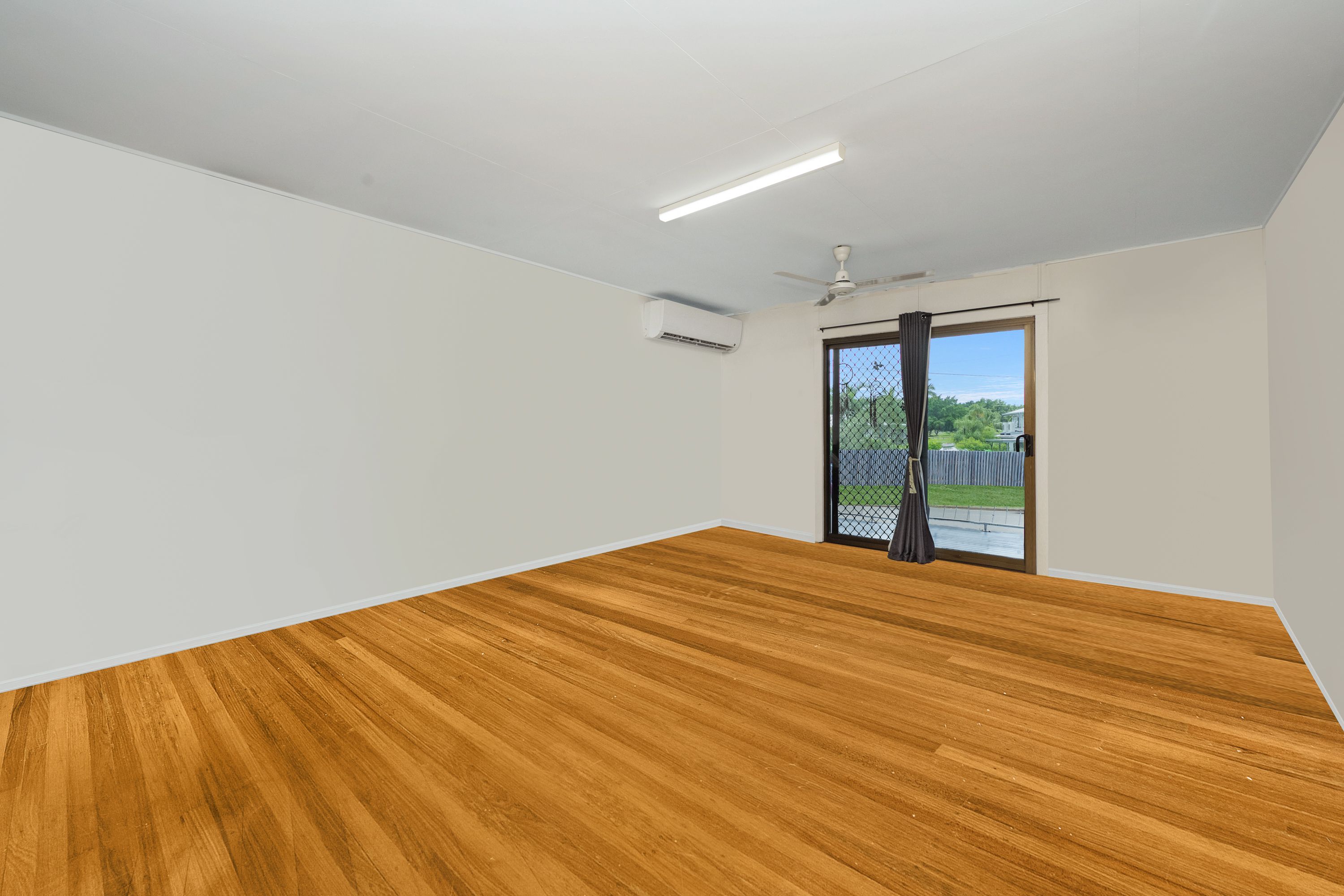 1/71 Campbell Street — photo 2 of 13