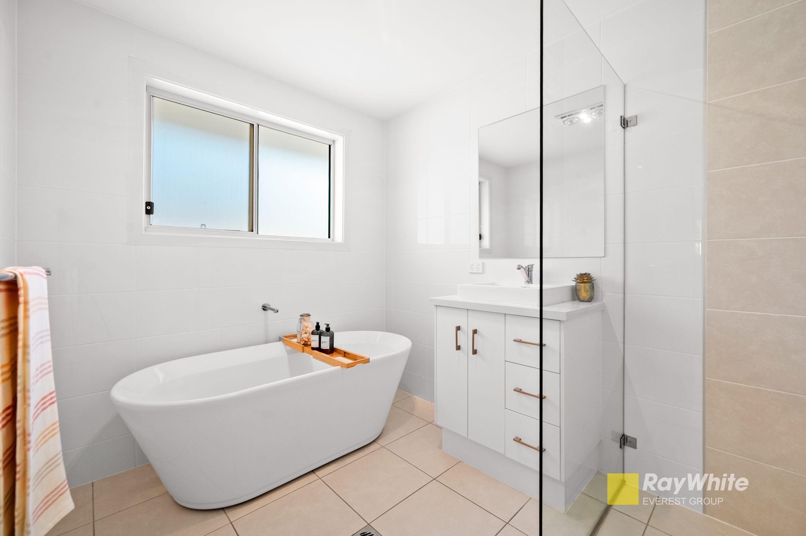 16-16A Kingsburgh Parkway — photo 15 of 22