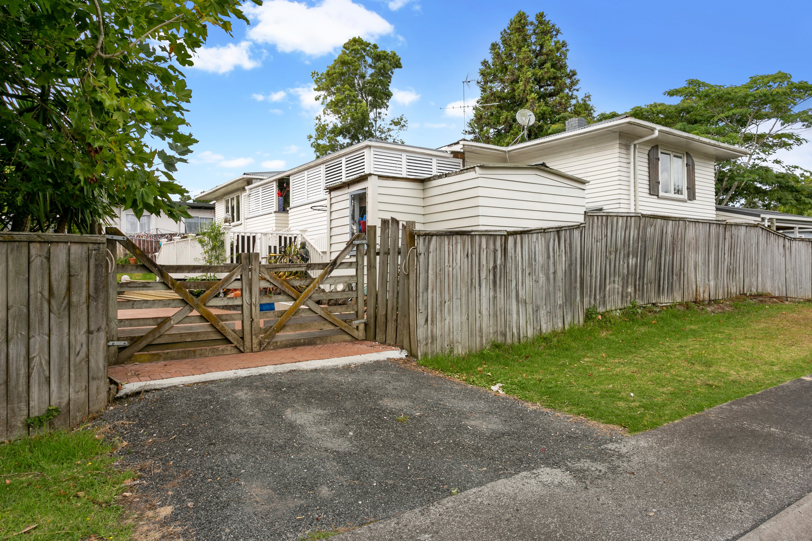 56 Clayburn Road, Glen Eden, Waitakere City
