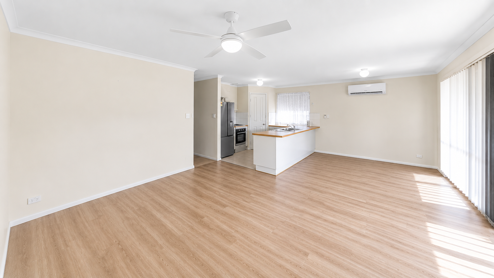 24 Quantock Crescent — photo 4 of 9