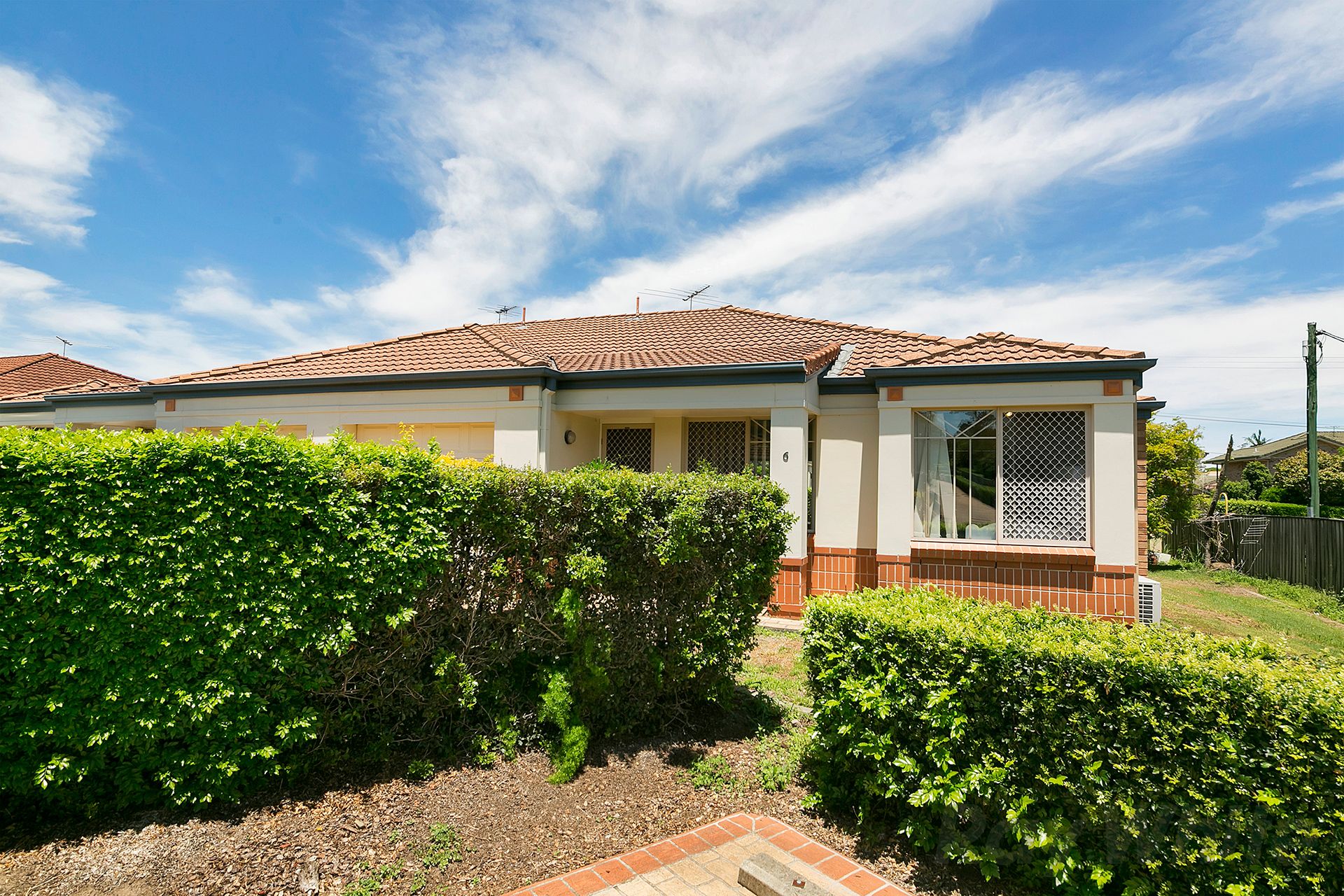 8 Manor Street, Eight Mile Plains QLD 4113