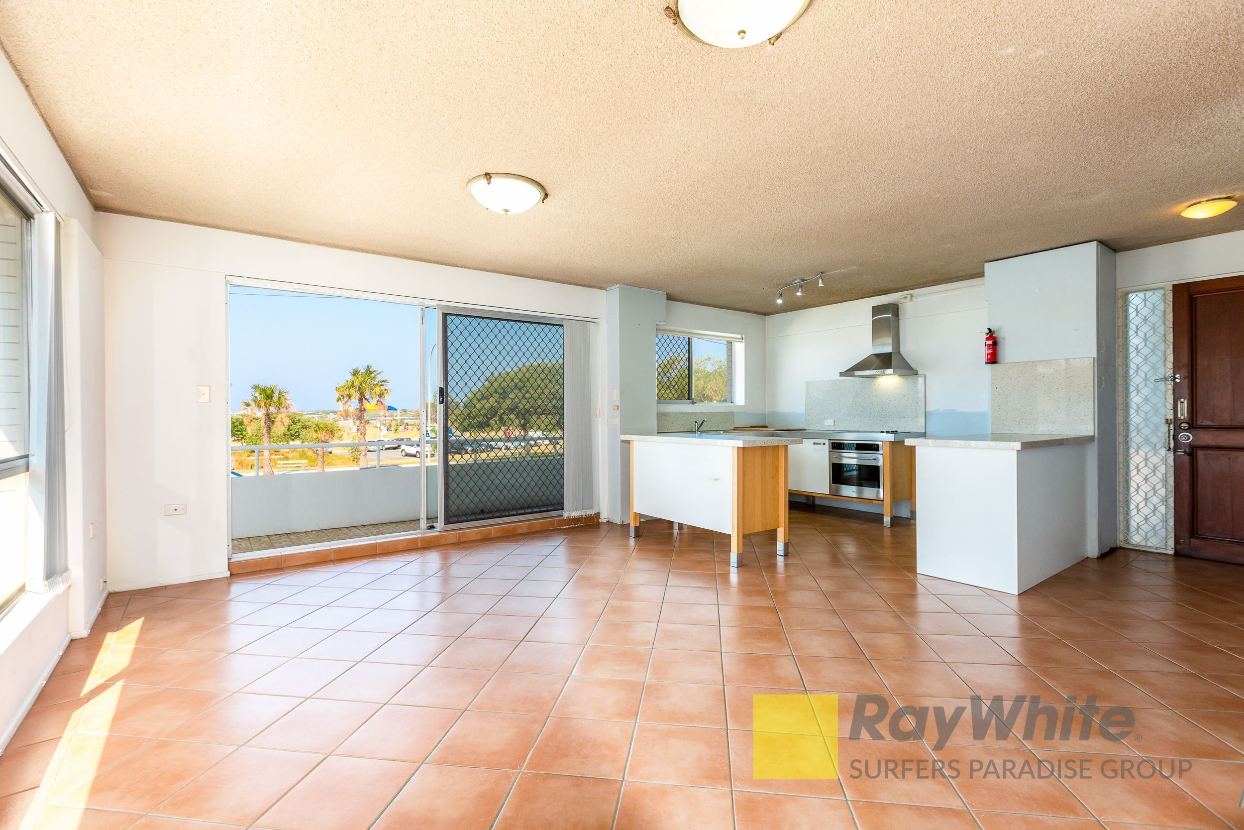 3/128 Marine Parade, Southport, QLD 4215