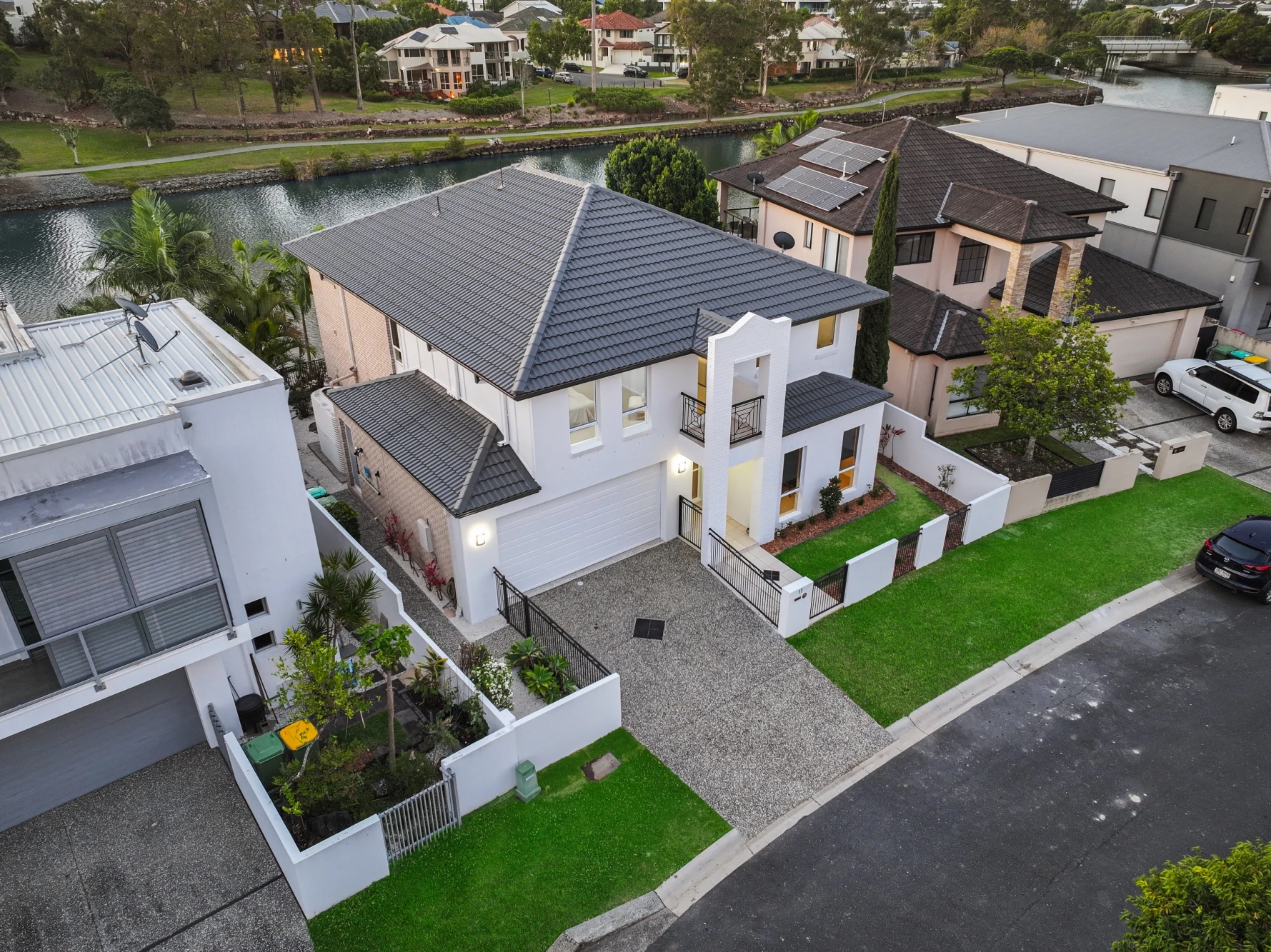 17 Valetta Crescent, Varsity Lakes, QLD 4227