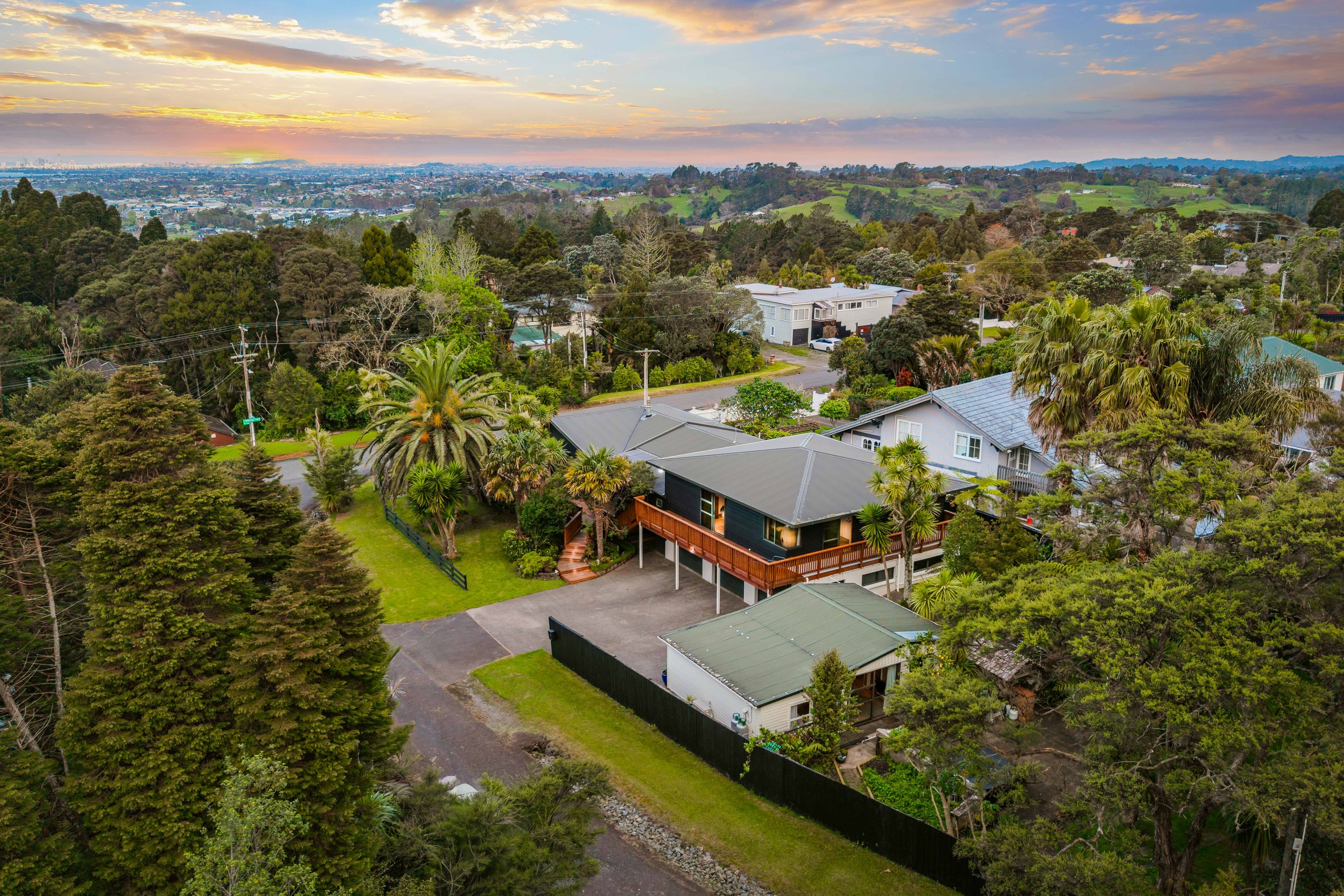 18 Awhiorangi Promenade, Swanson, Waitakere City