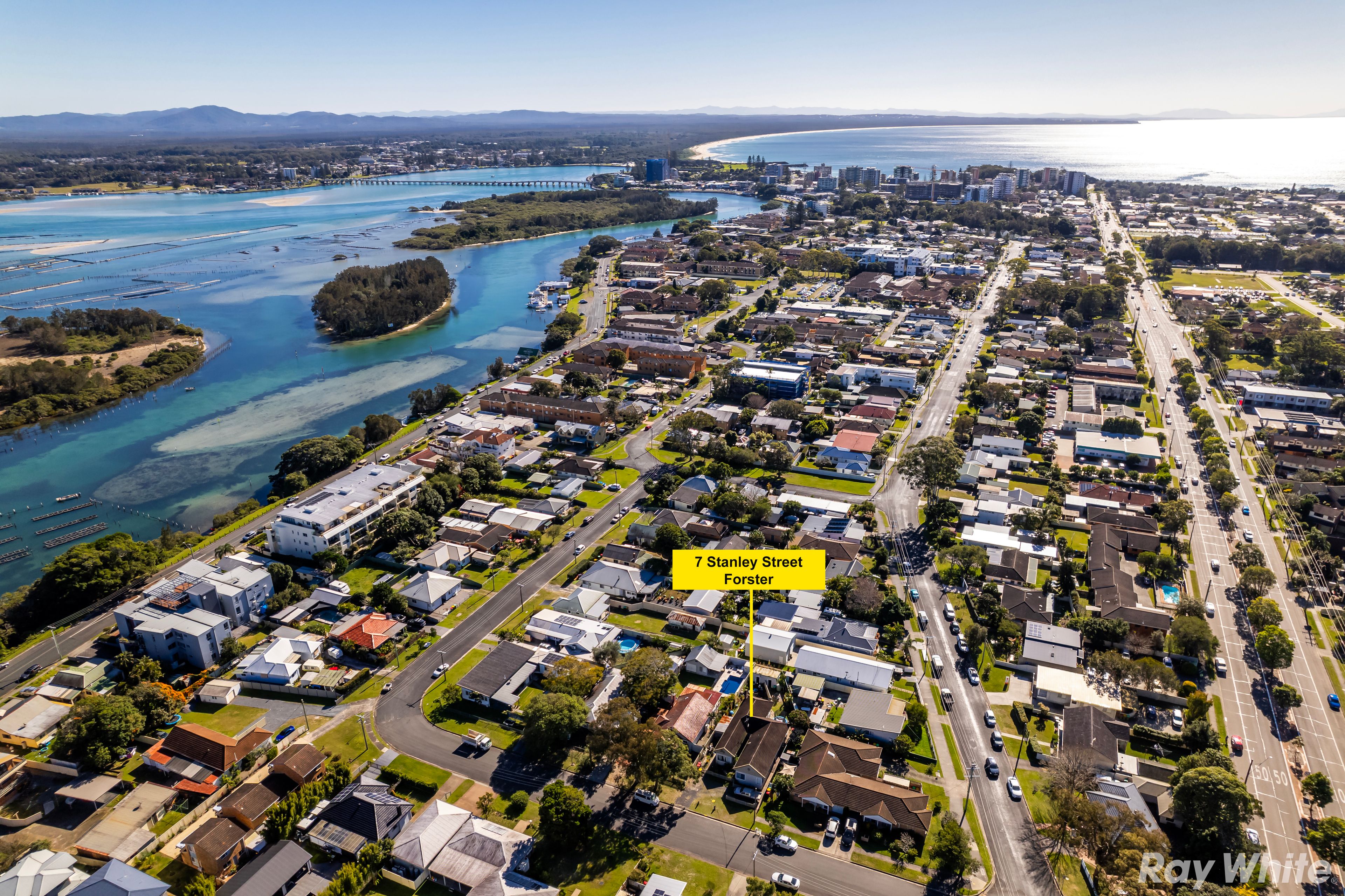 7 Stanley Street — photo from Ray White Forster Tuncurry