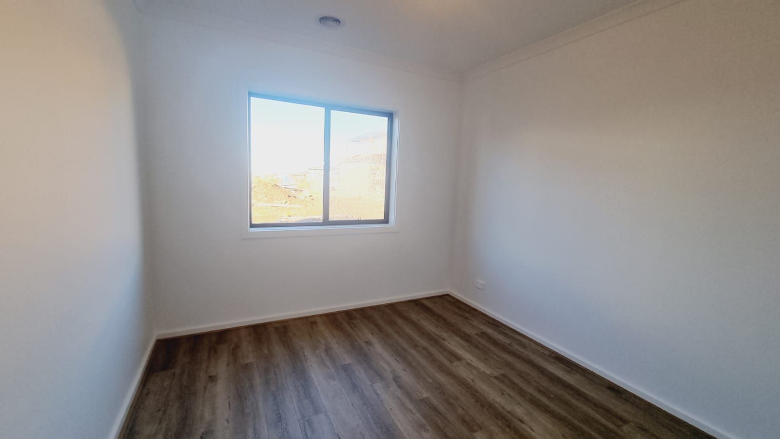 3 Cowal Street — photo 12 of 17