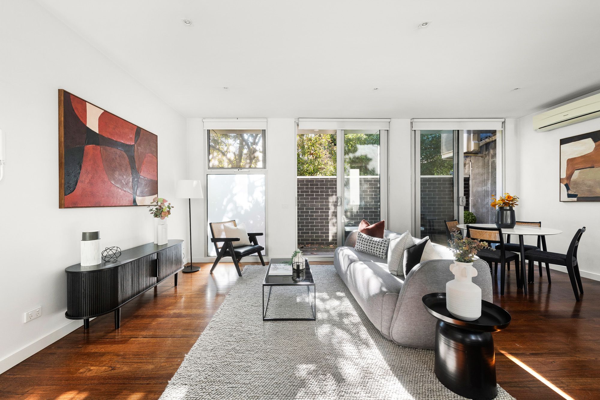 18/247 Williams Road — photo from Ray White CRE