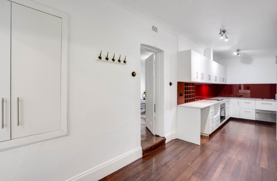 12 Lorne Avenue — photo 9 of 19