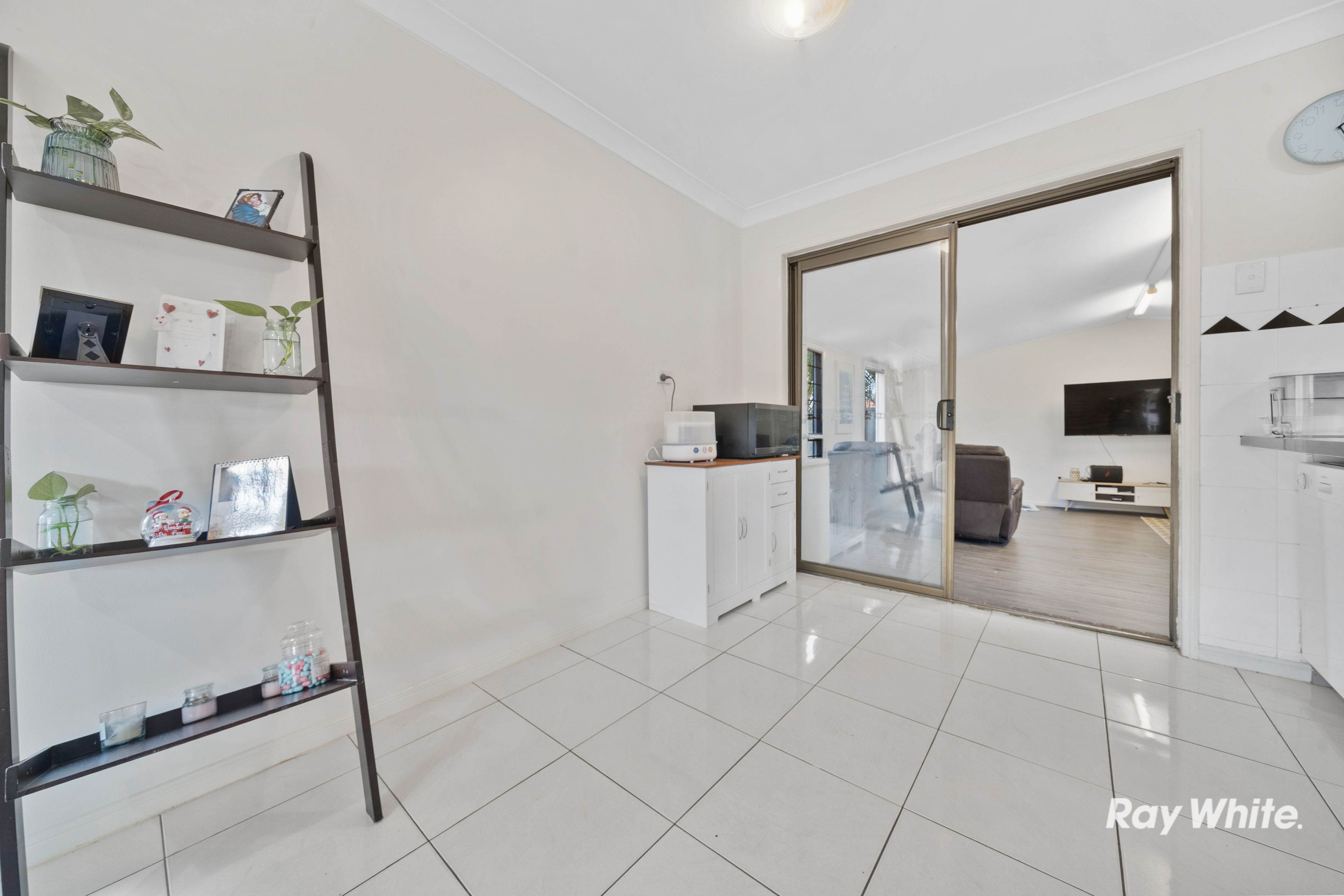 2 Dunbar Street — photo 3 of 19