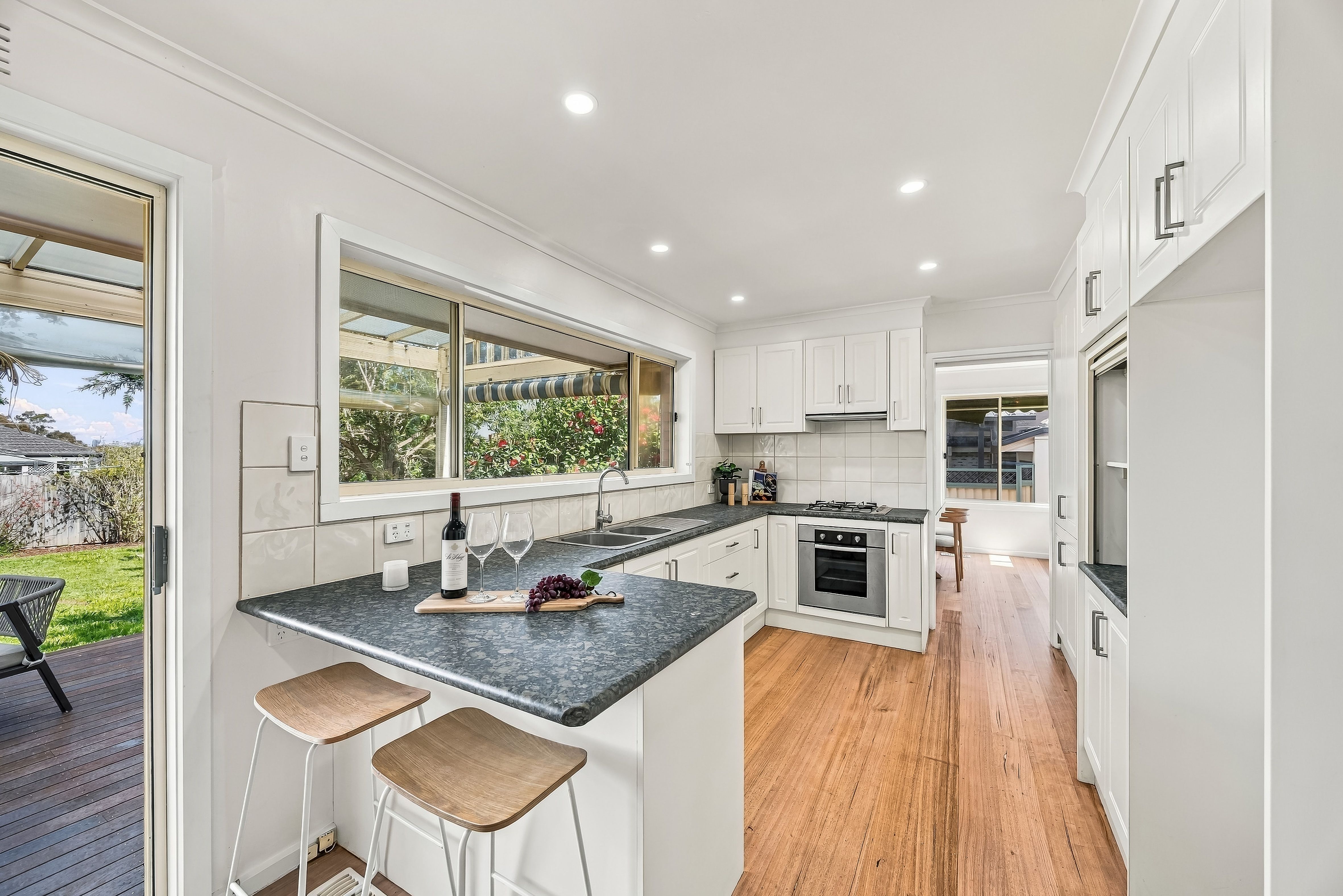 25 Nicholls Street — photo 6 of 15