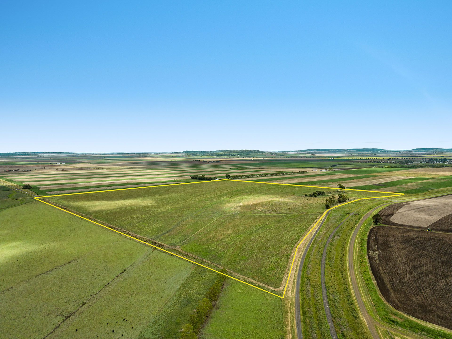 'North Elphinstone' Herzig Road, Elphinstone, QLD 4361