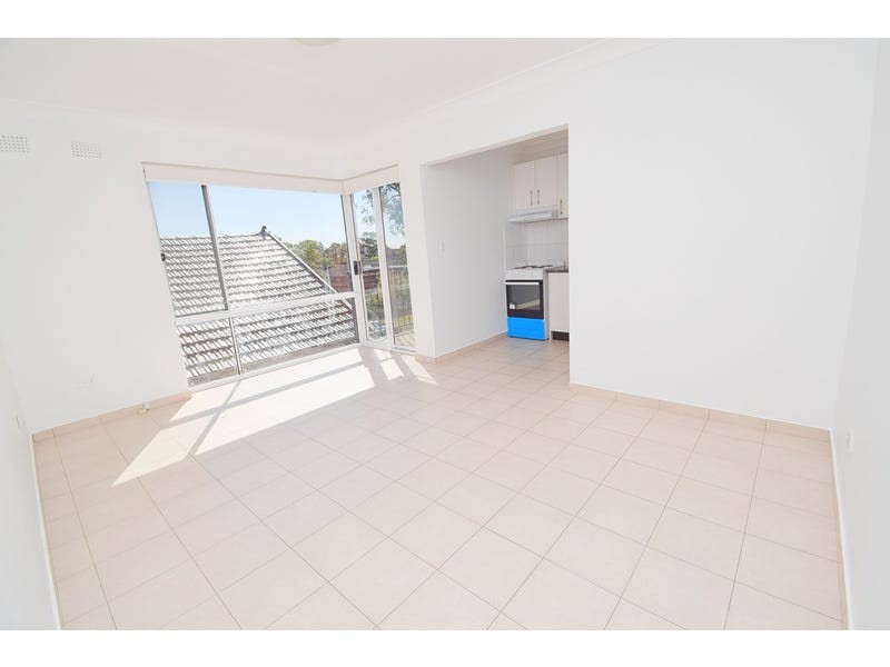 4/17 Willeroo Street, Lakemba, NSW 2195