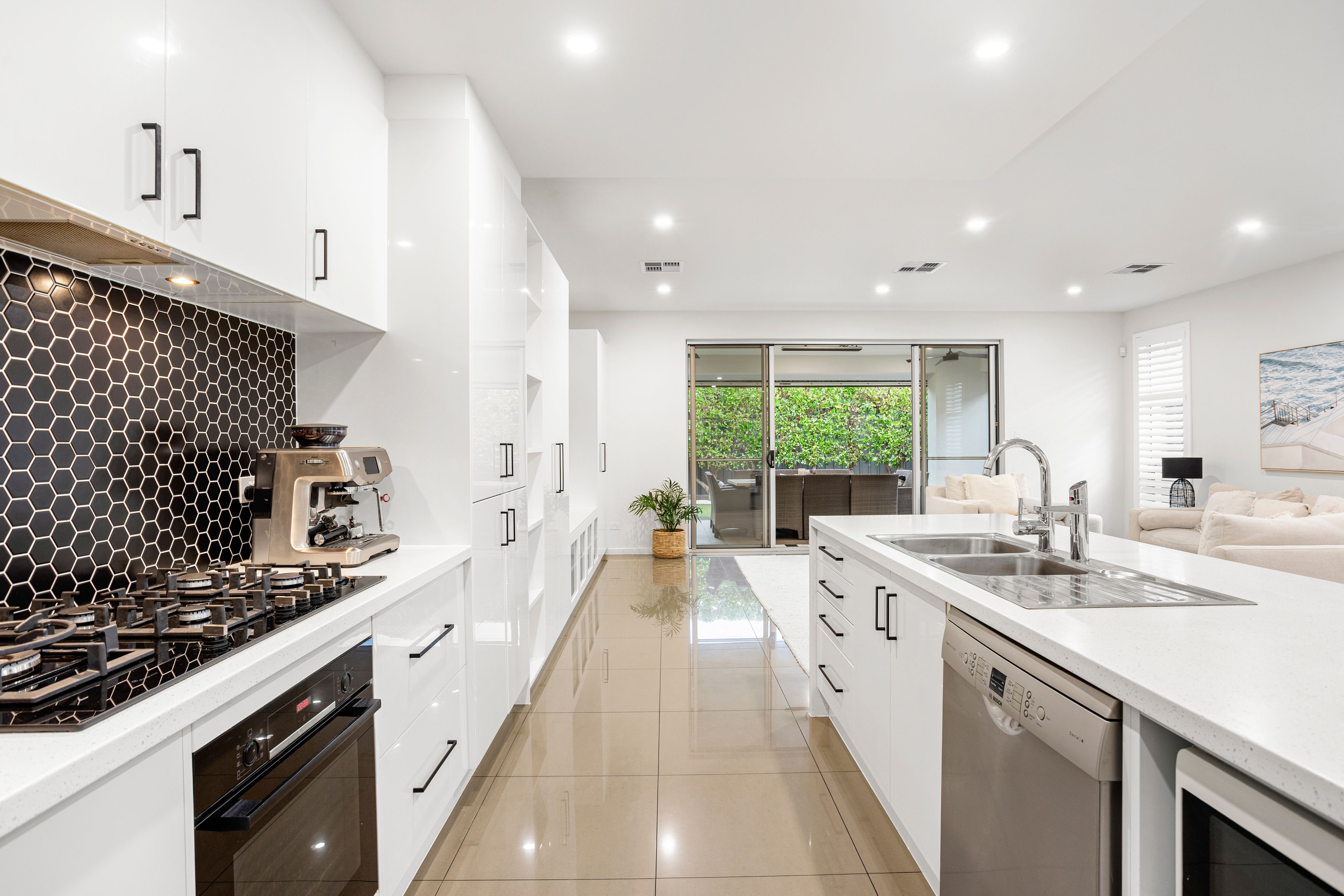 1/3 Dineen Place — photo 13 of 28