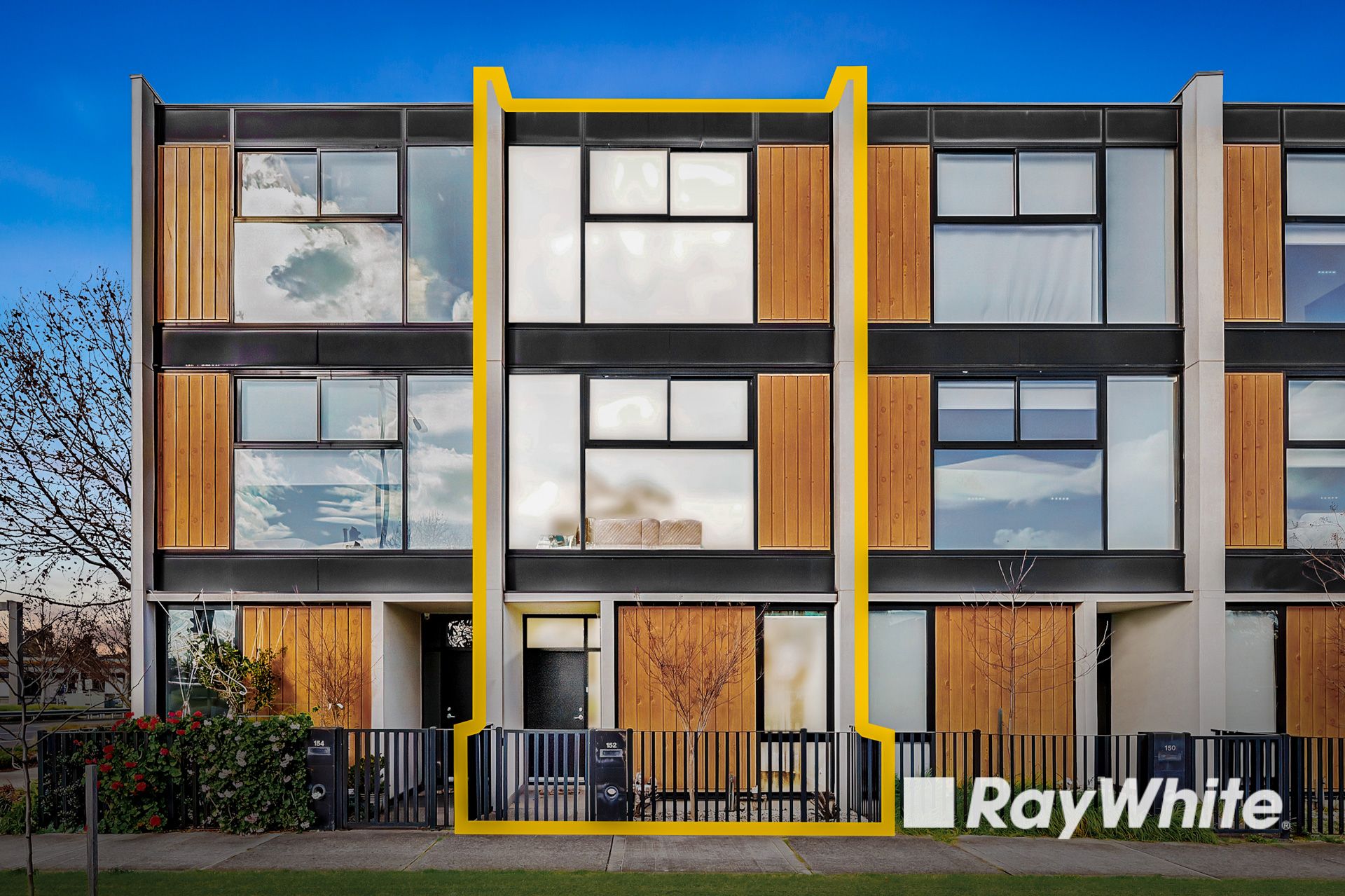 152 Keneally Street — photo 12 of 14
