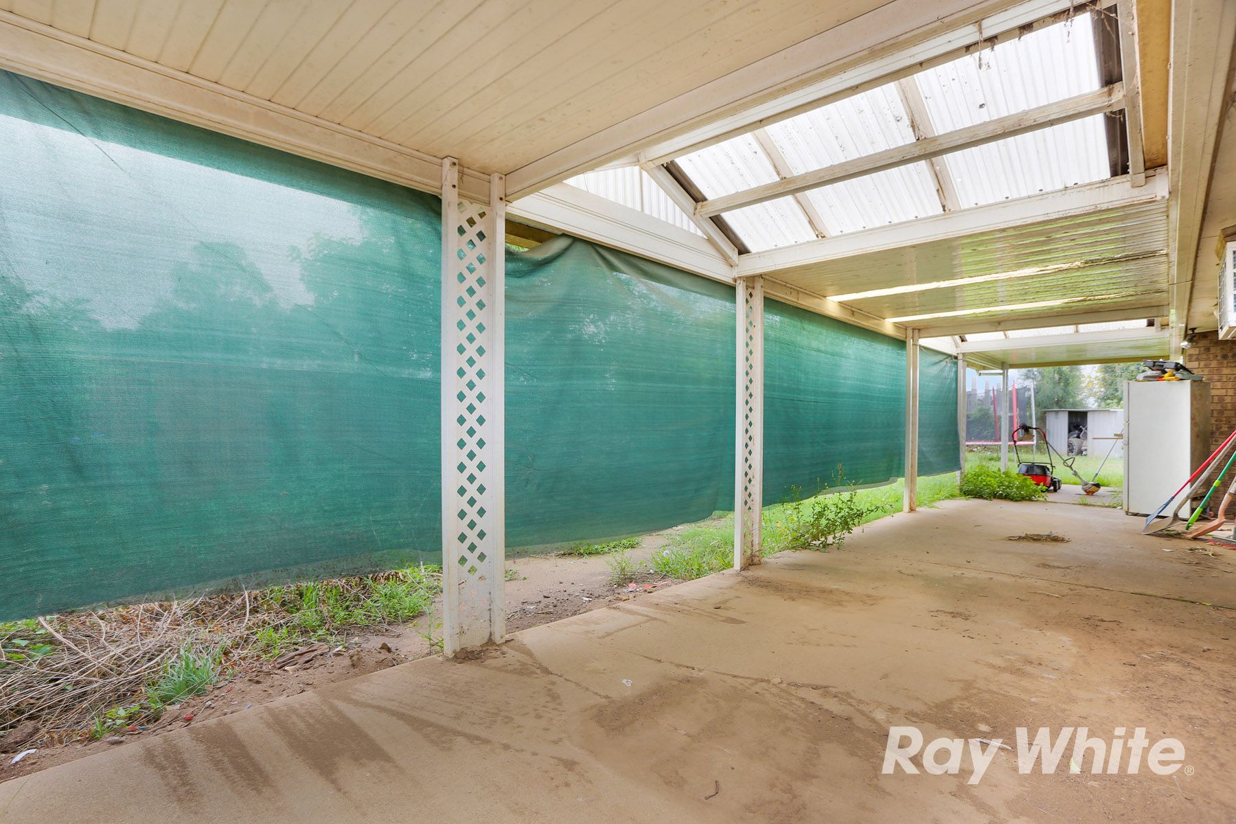 27 Rotorua Road — photo 12 of 15