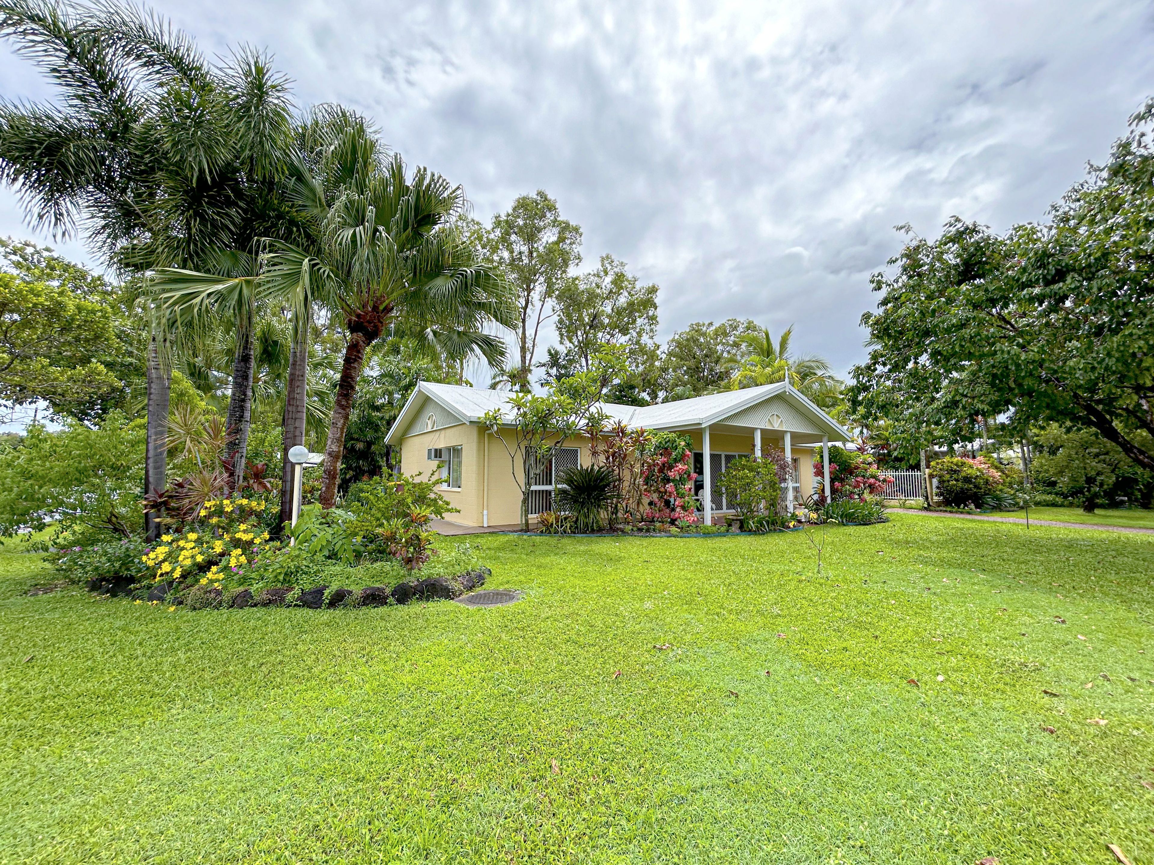 17 Albatross Street, Kewarra Beach, QLD 4879