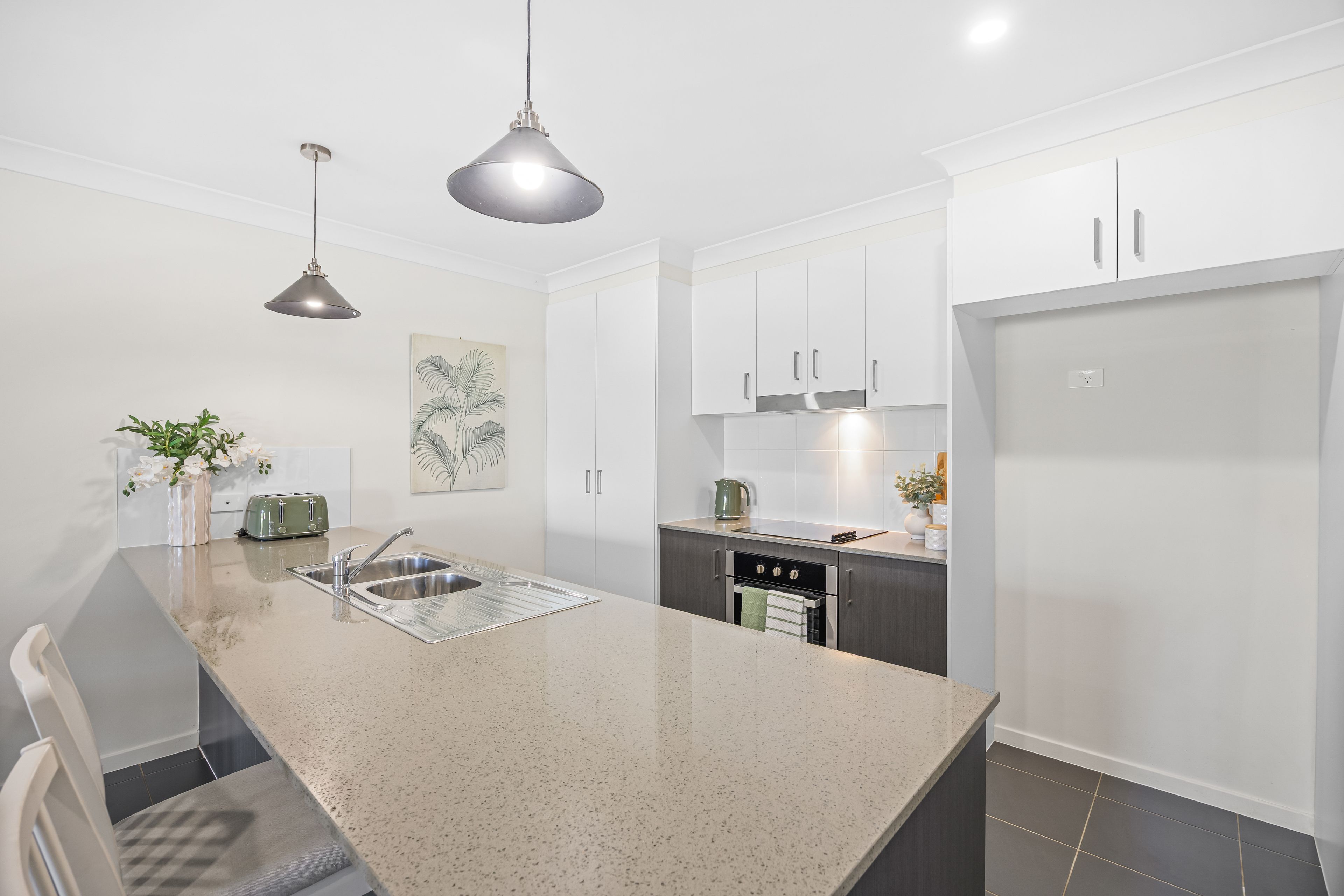 1/1B Turnbull Street — photo 3 of 12