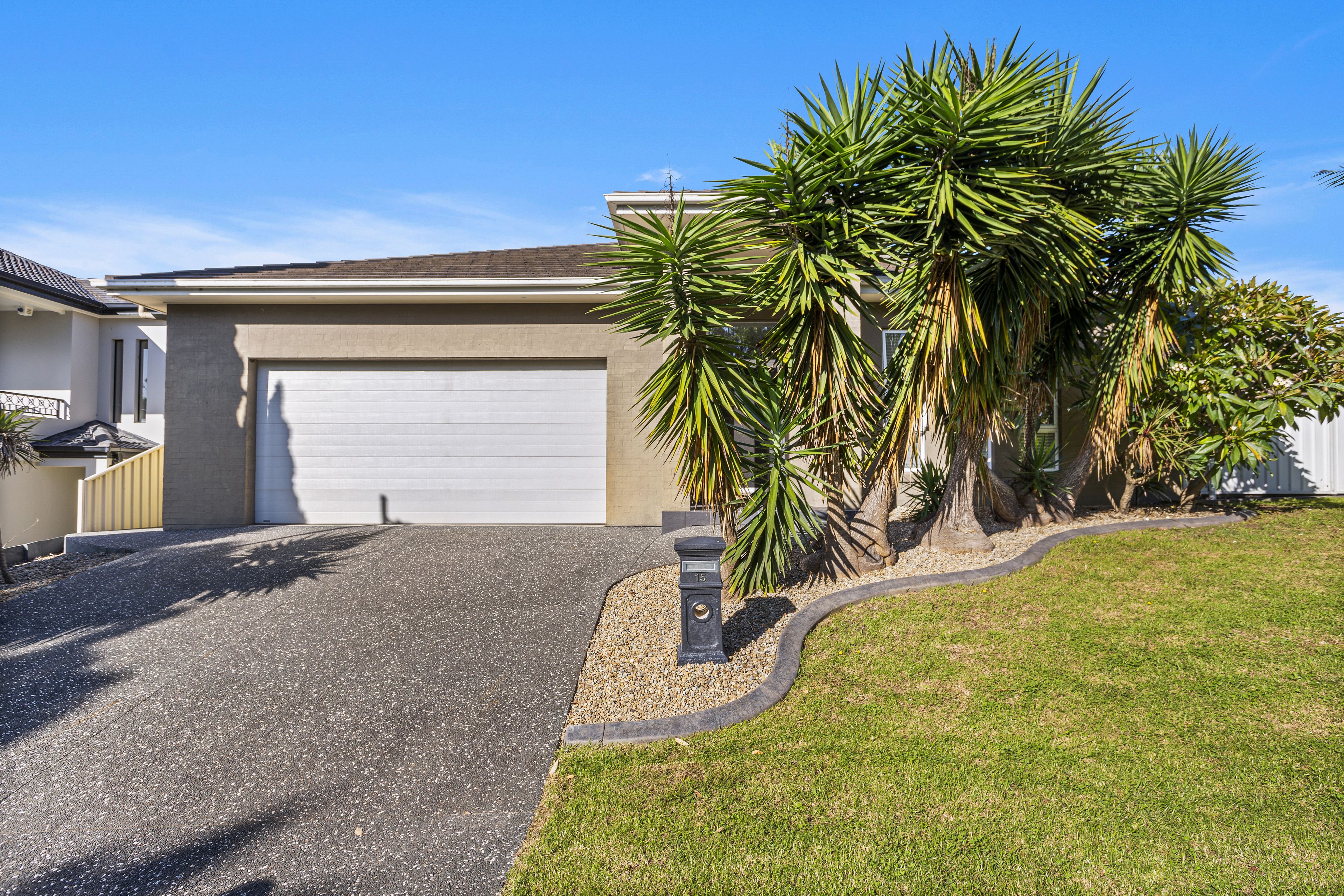 15 Wandella Crescent, Flinders NSW 2529