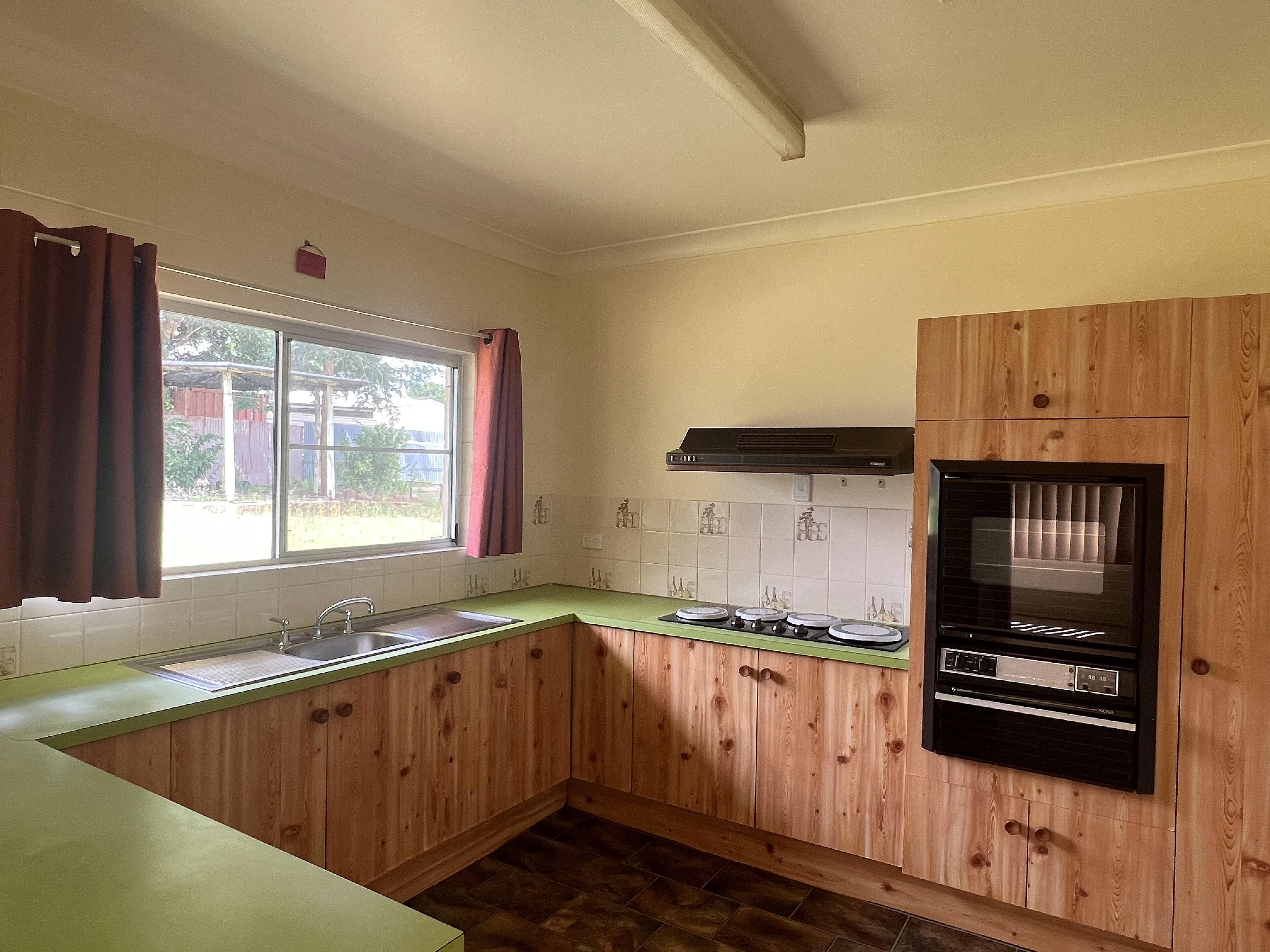 4 Bennelong Close, Richmond Hill, QLD 4820