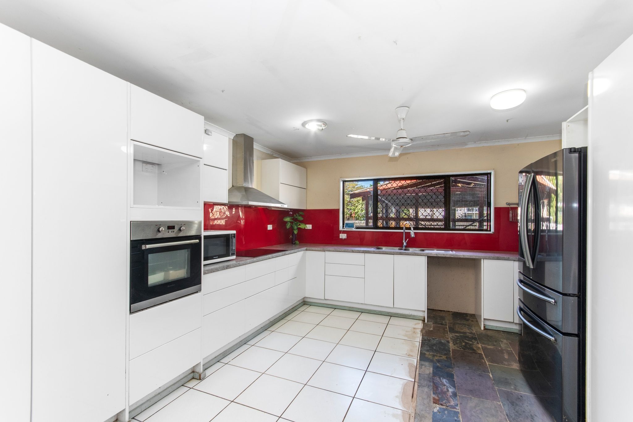 28 Newton Street, Wulguru, QLD 4811