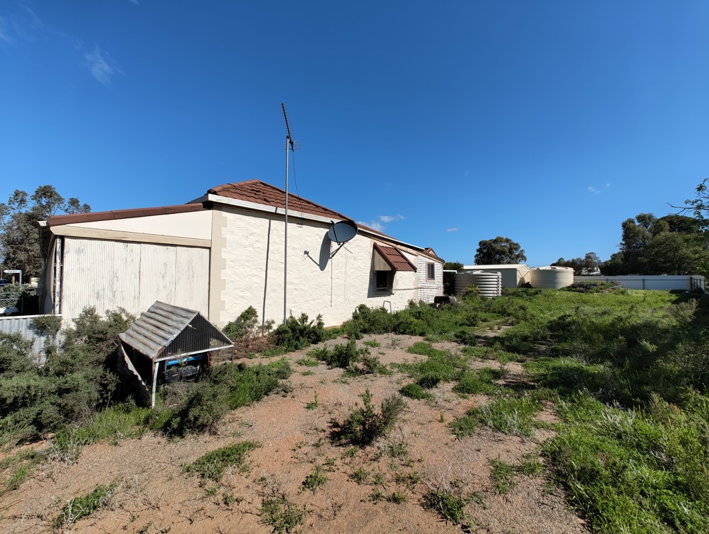 14-16 Richmond Street, Quorn, SA 5433