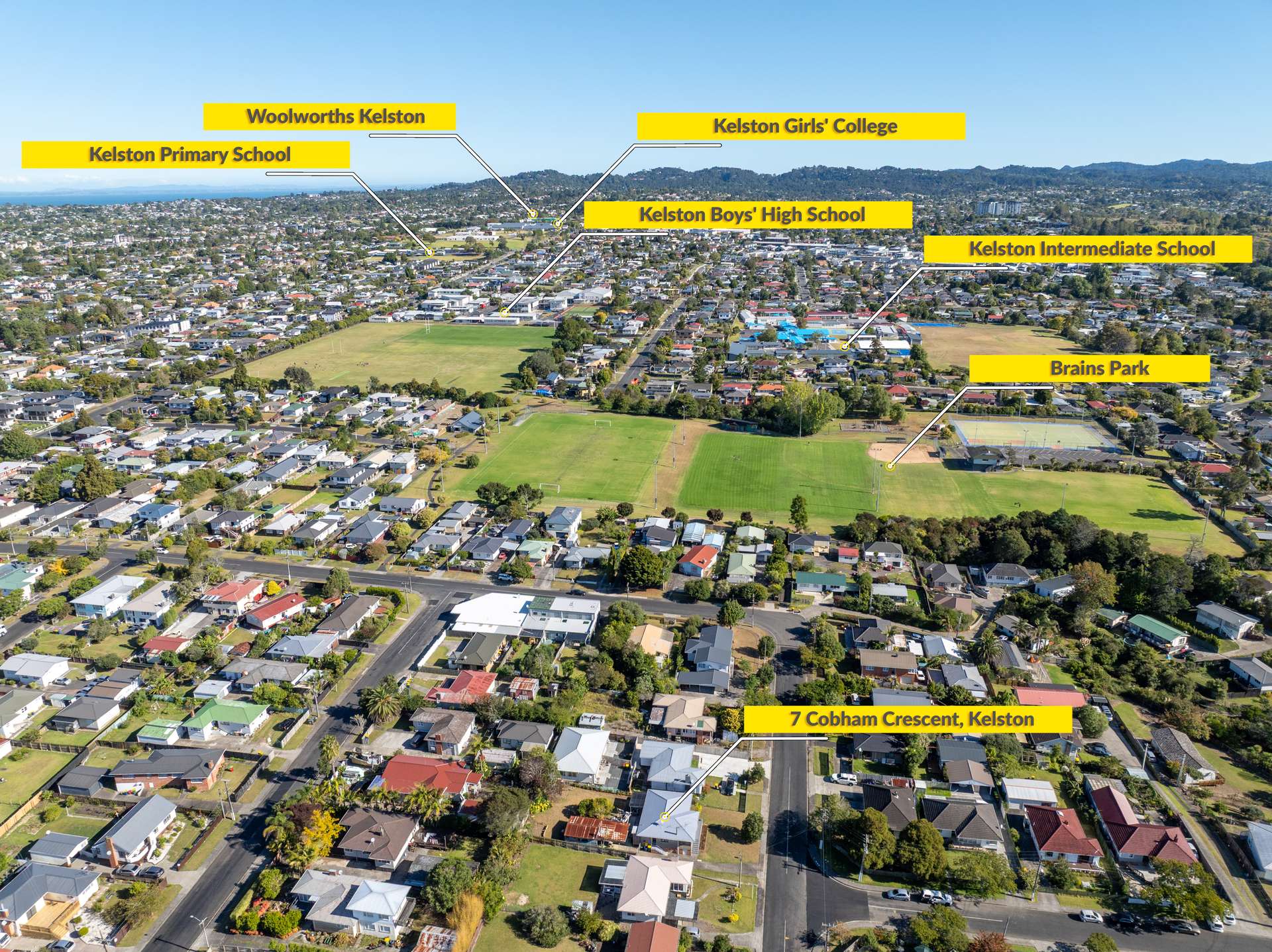 7 Cobham Crescent photo 11