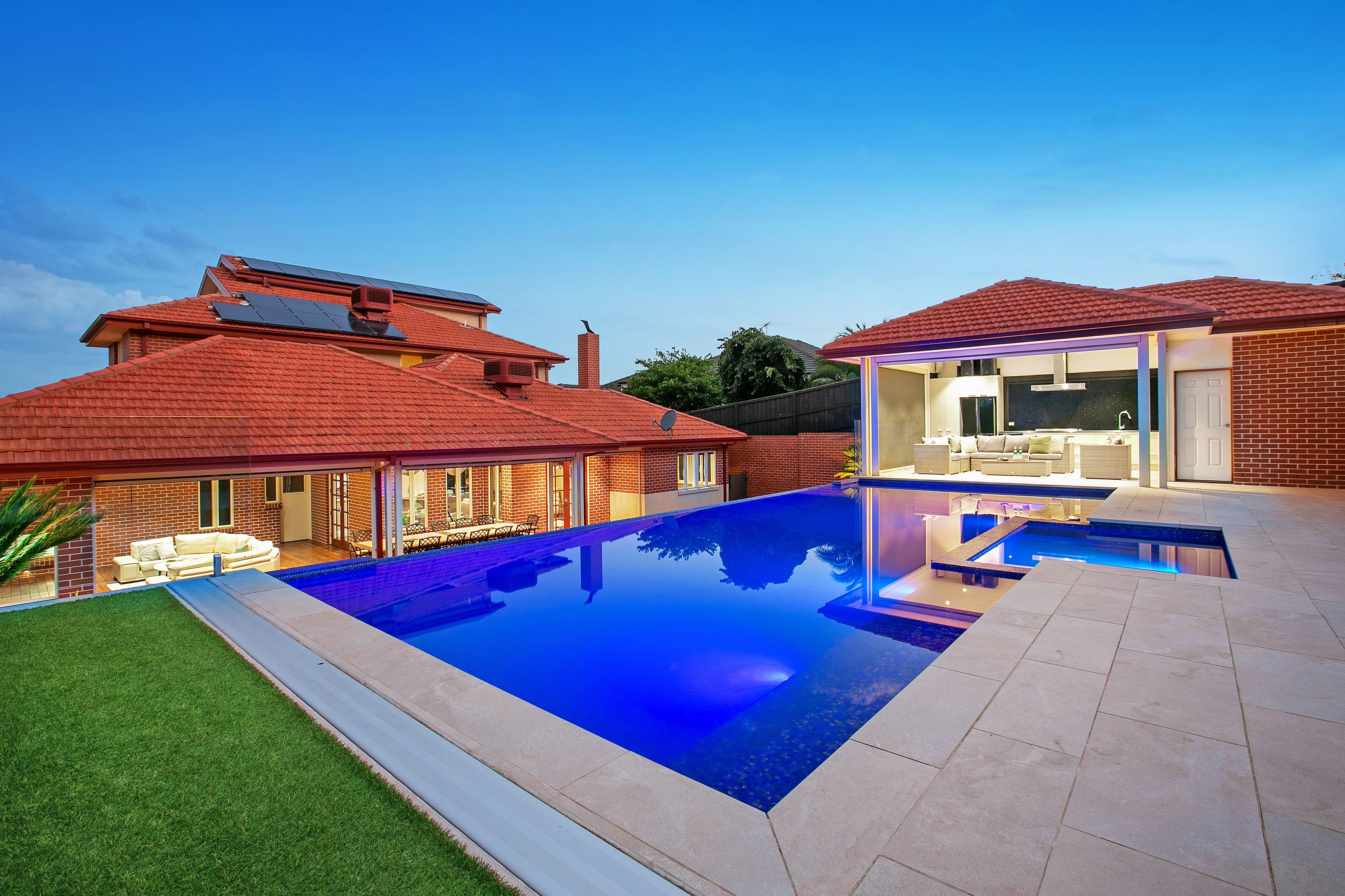 144 Meridian Drive, South Morang, VIC 3752