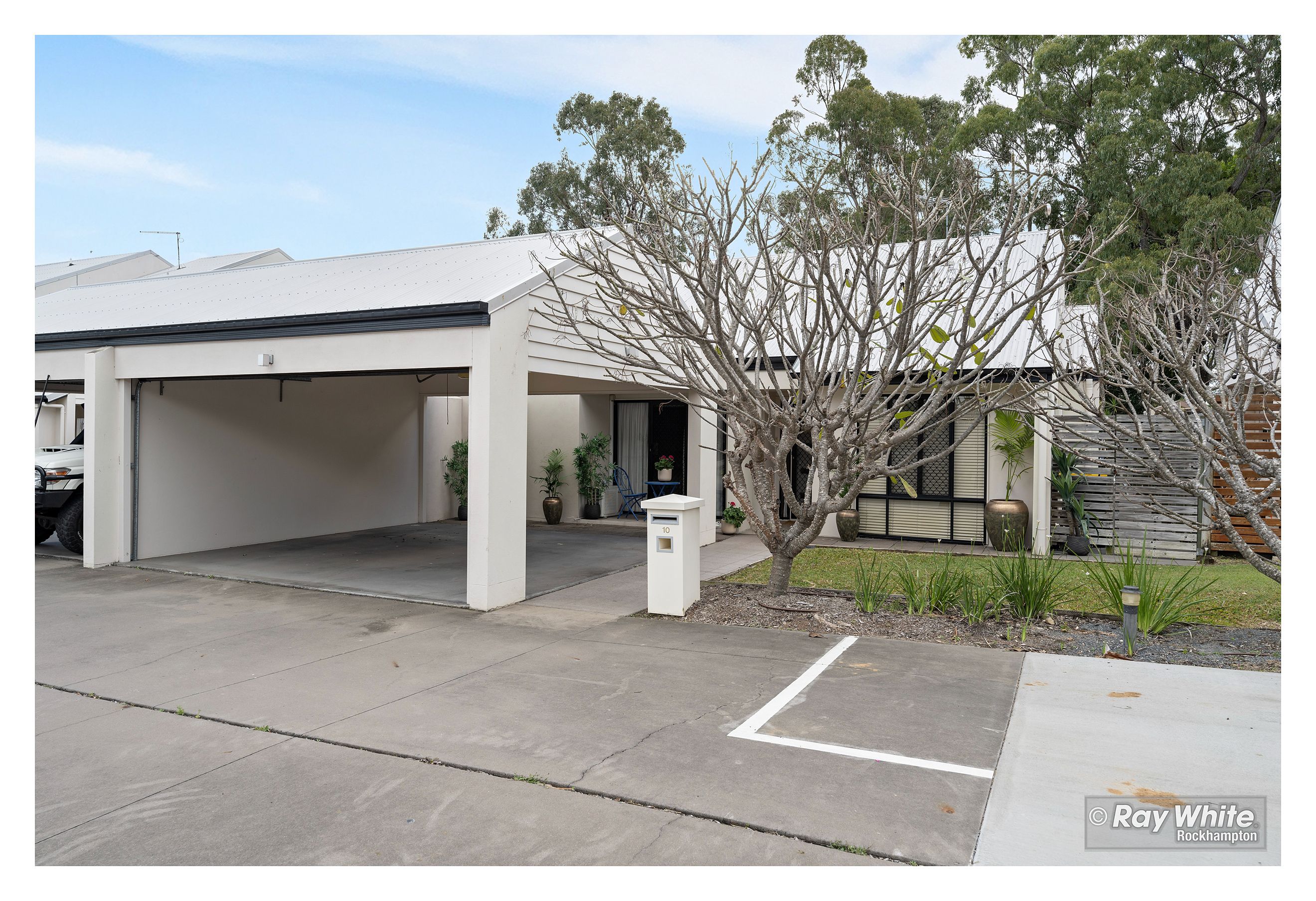 10/15 Parkside Place, Norman Gardens, QLD 4701