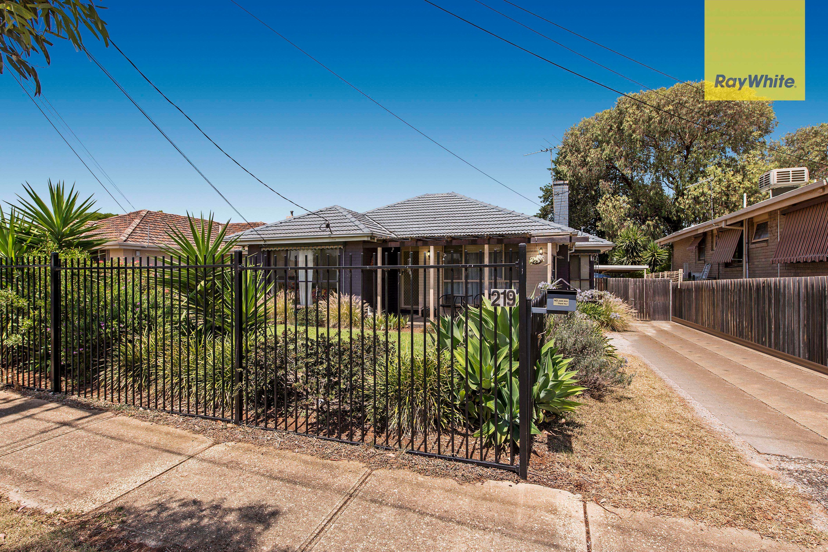 219 Centenary Avenue, Melton, VIC 3337