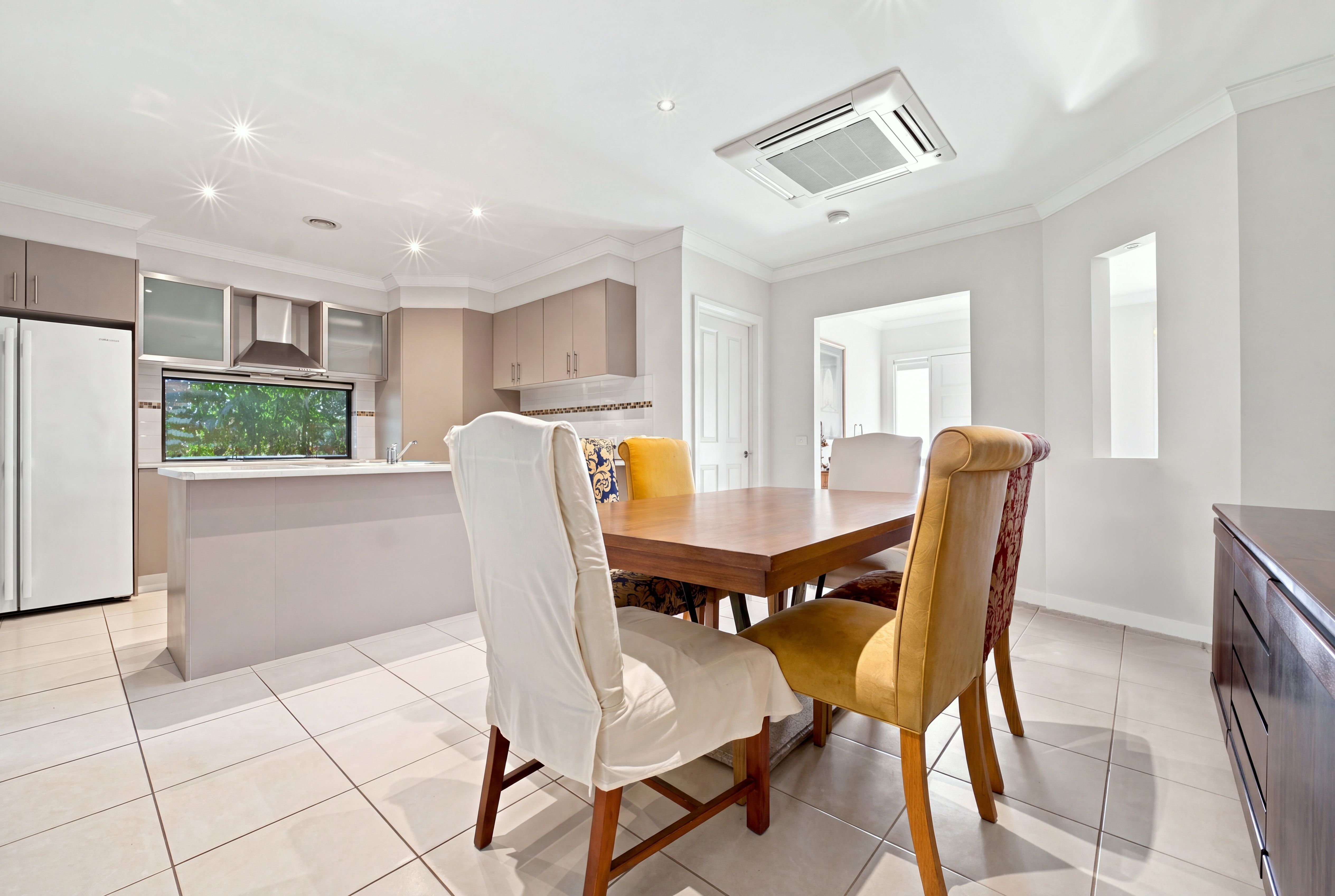 9 Kingsbarn Court — photo 7 of 23