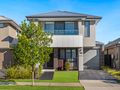 Contemporary Family Living - Jordan Springs