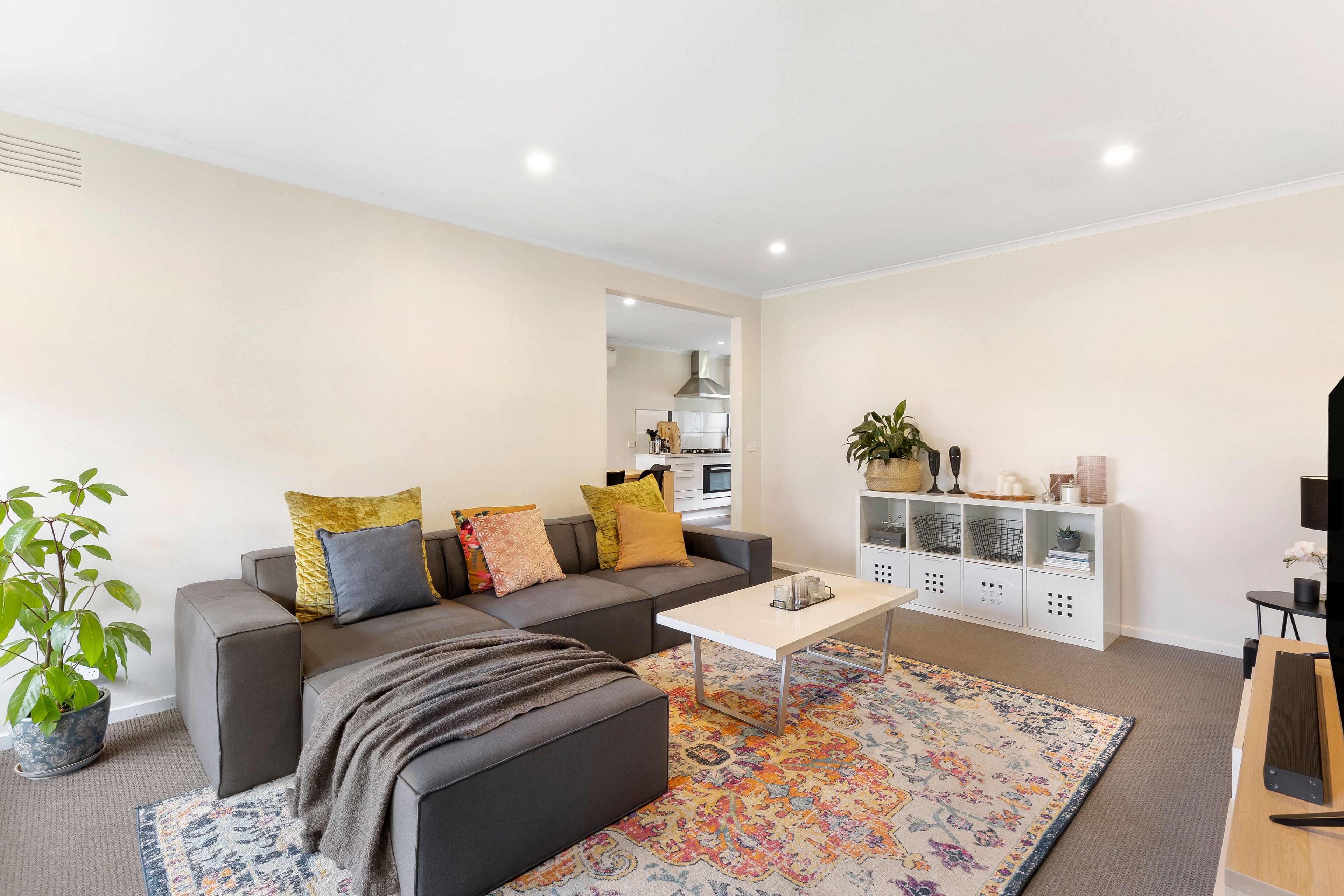295 Windermere Drive, Ferntree Gully, VIC 3156